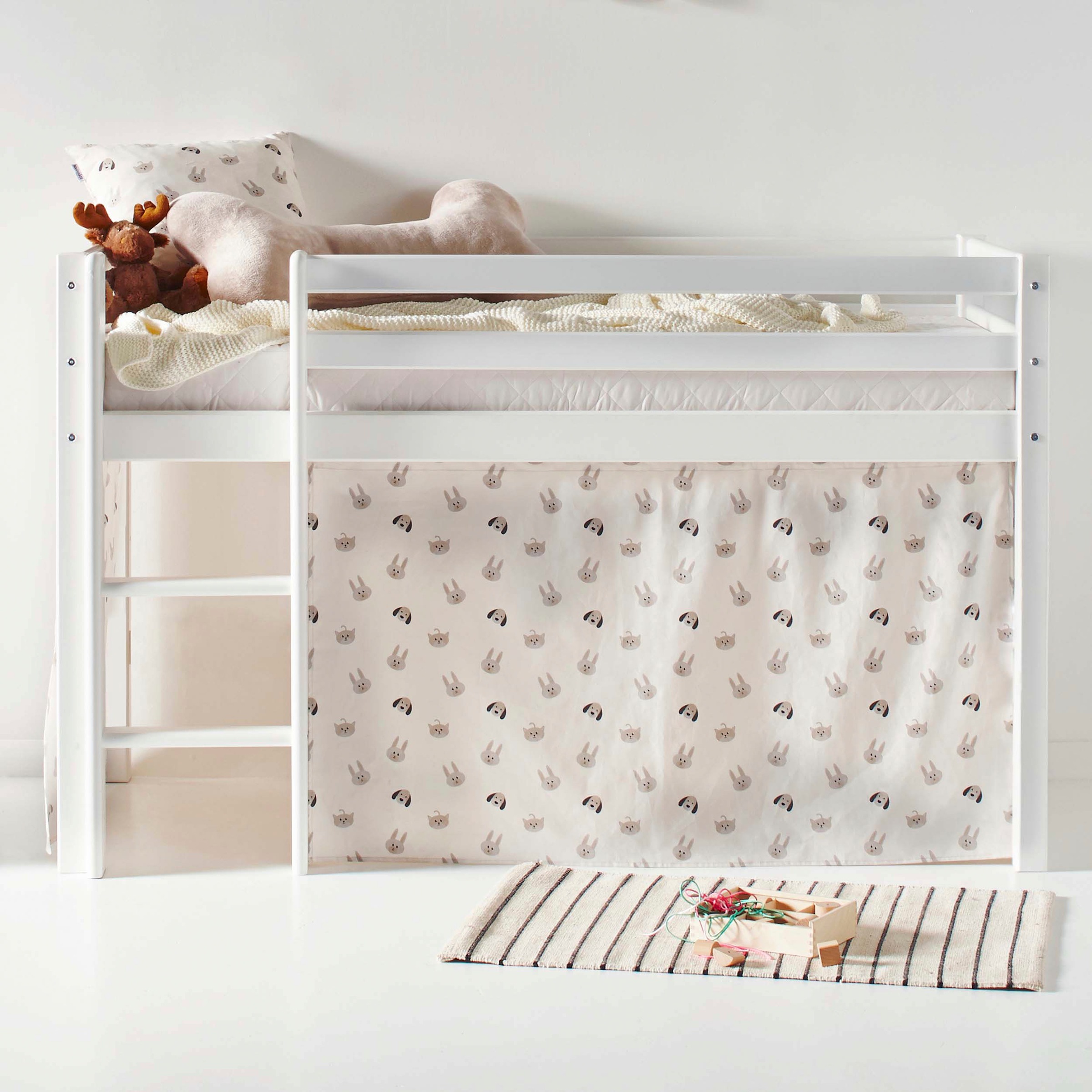 Hoppekids Hochbett »ECO Dream, Kinderbett, Spielbett, Halbhohes Bett aus Massivholz«, inkl. Vorhang-Set Creator, Bettgröße & Matratze wählbar