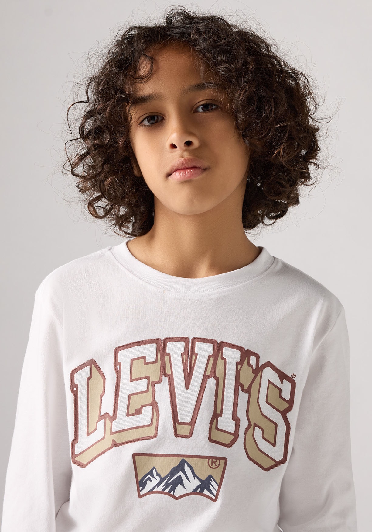 Levi's® Kids Langarmshirt »LVB ACADEMIC ADVENTURER LS TEE«, mit großem Logoprint, aus Baumwolle - for Boys