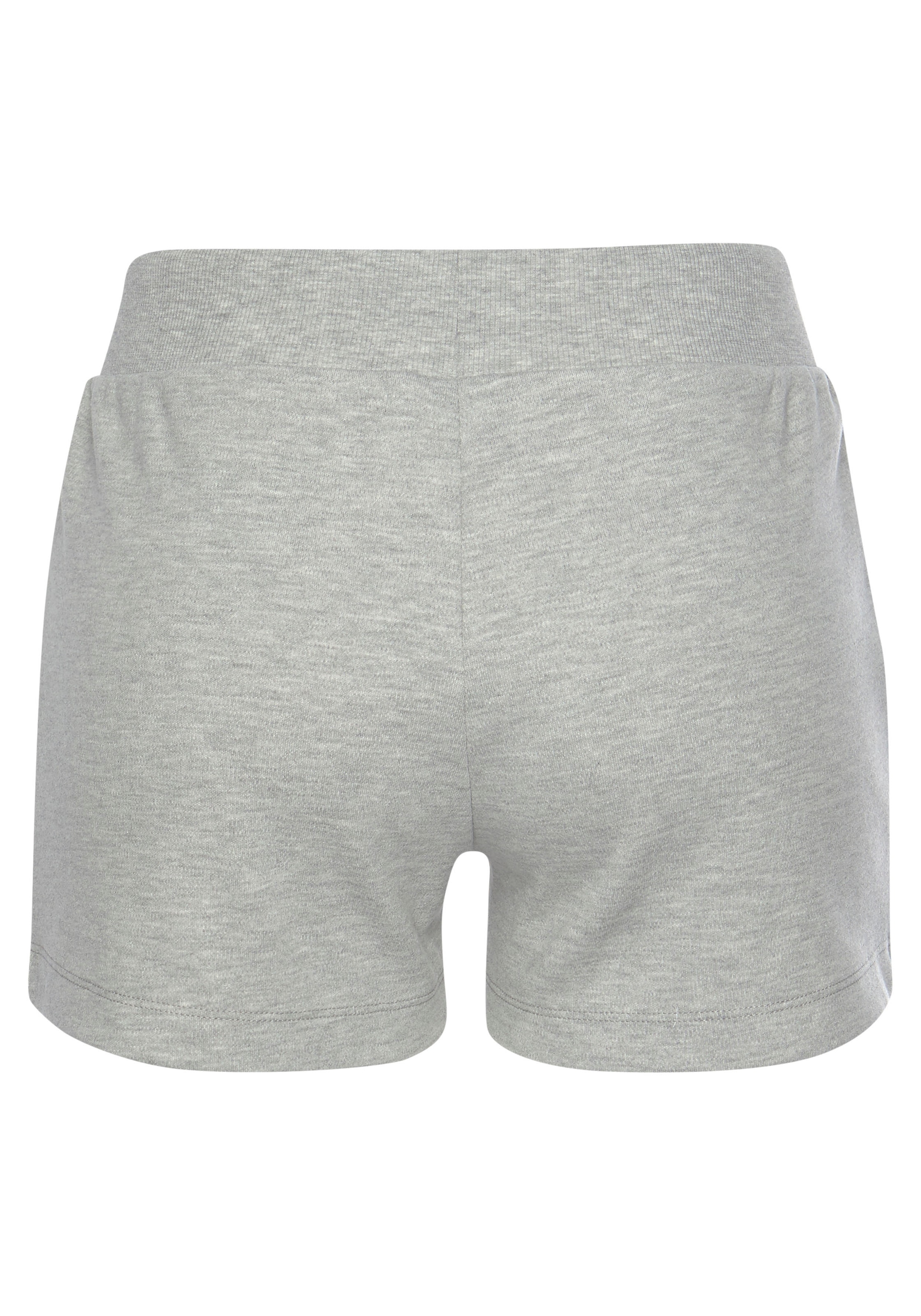 Bench. Loungewear Relaxshorts  mit kleiner glänzenden Logostickerei, Loungeanzug