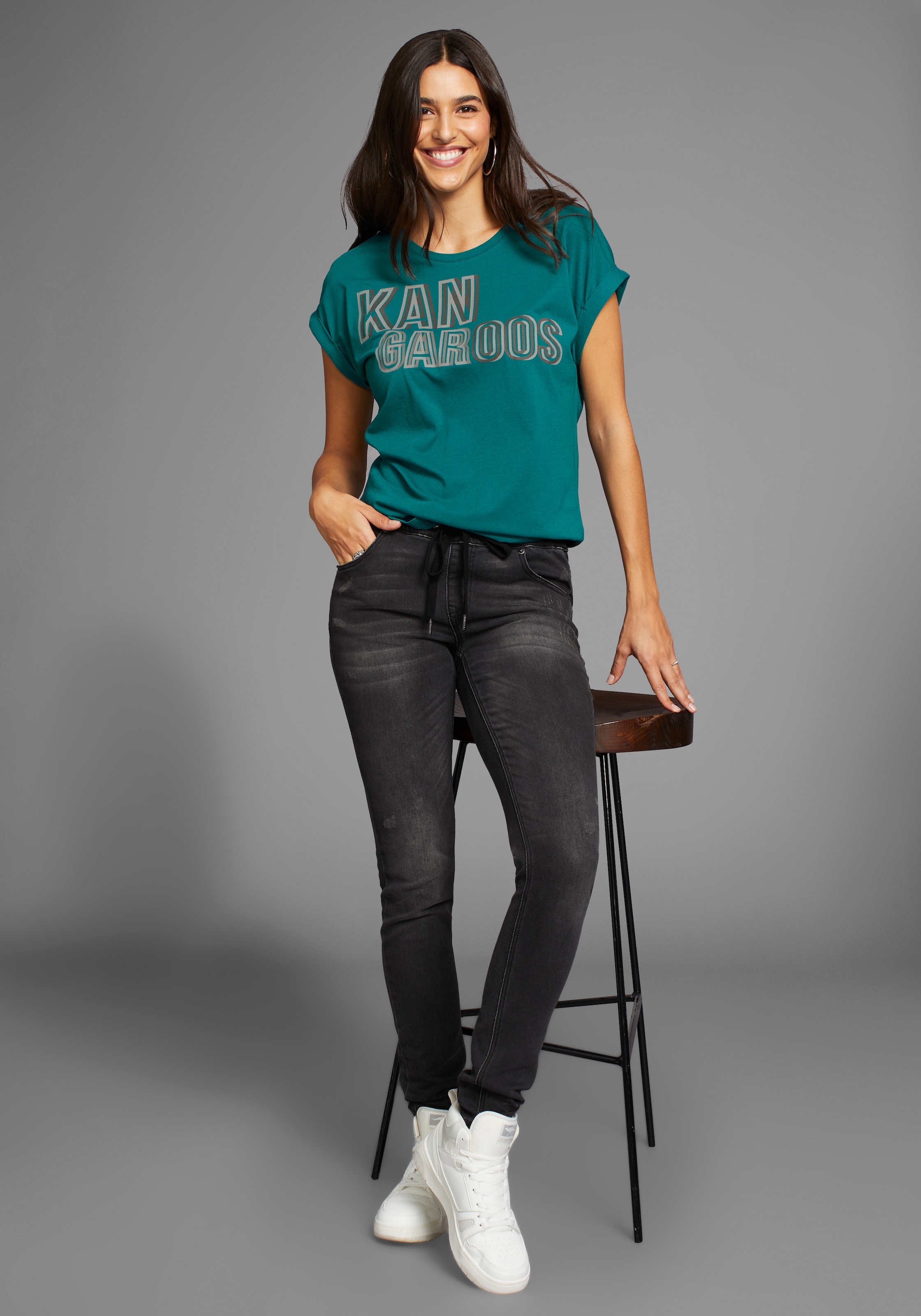 KangaROOS Kurzarmshirt, mit Placement-Print