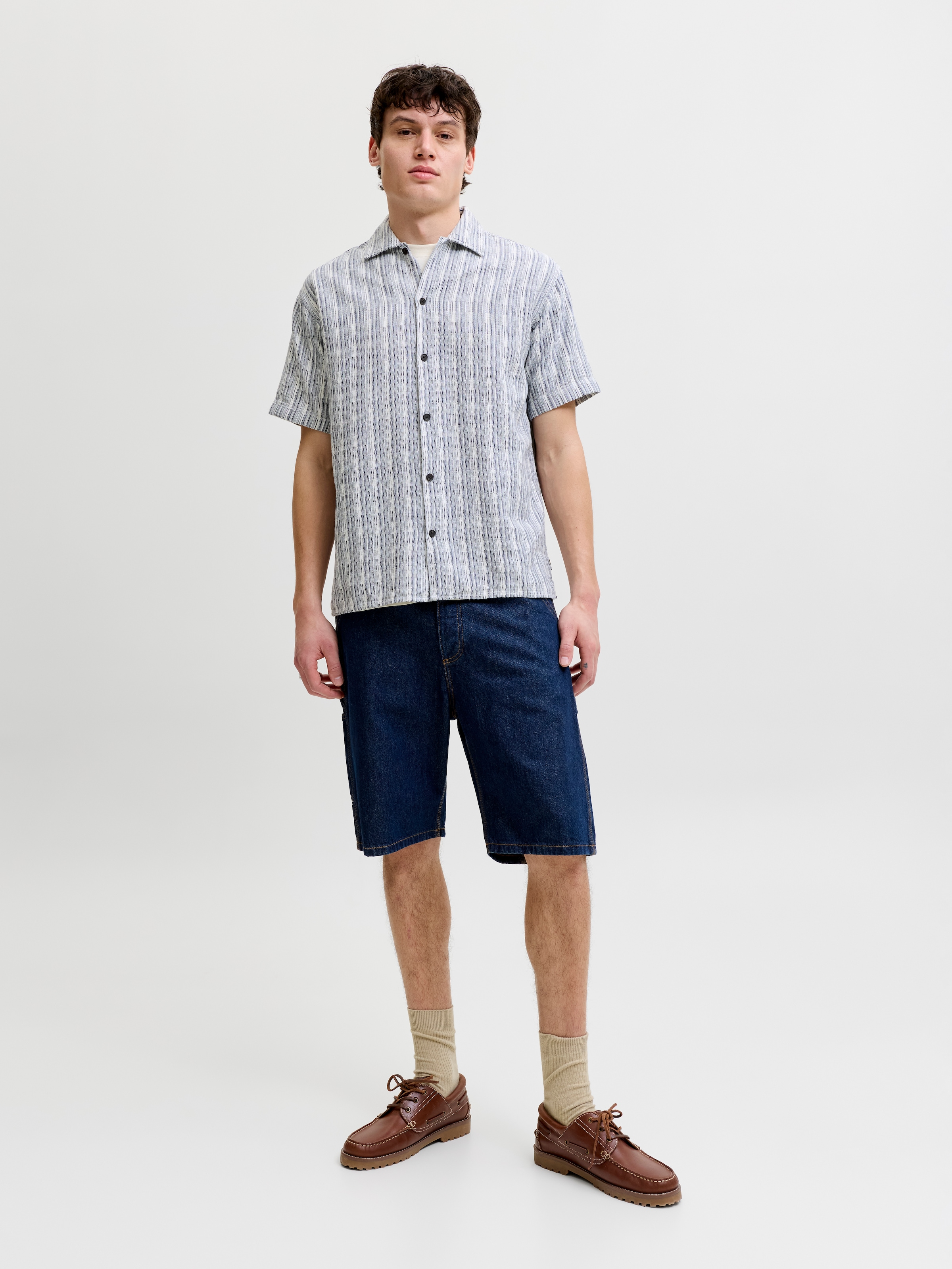 Jack & Jones Kurzarmhemd »JPRBLUTIAGO STRUCTURE SS RESORT SHIRT SN« Baumwolle, locker geschnitten