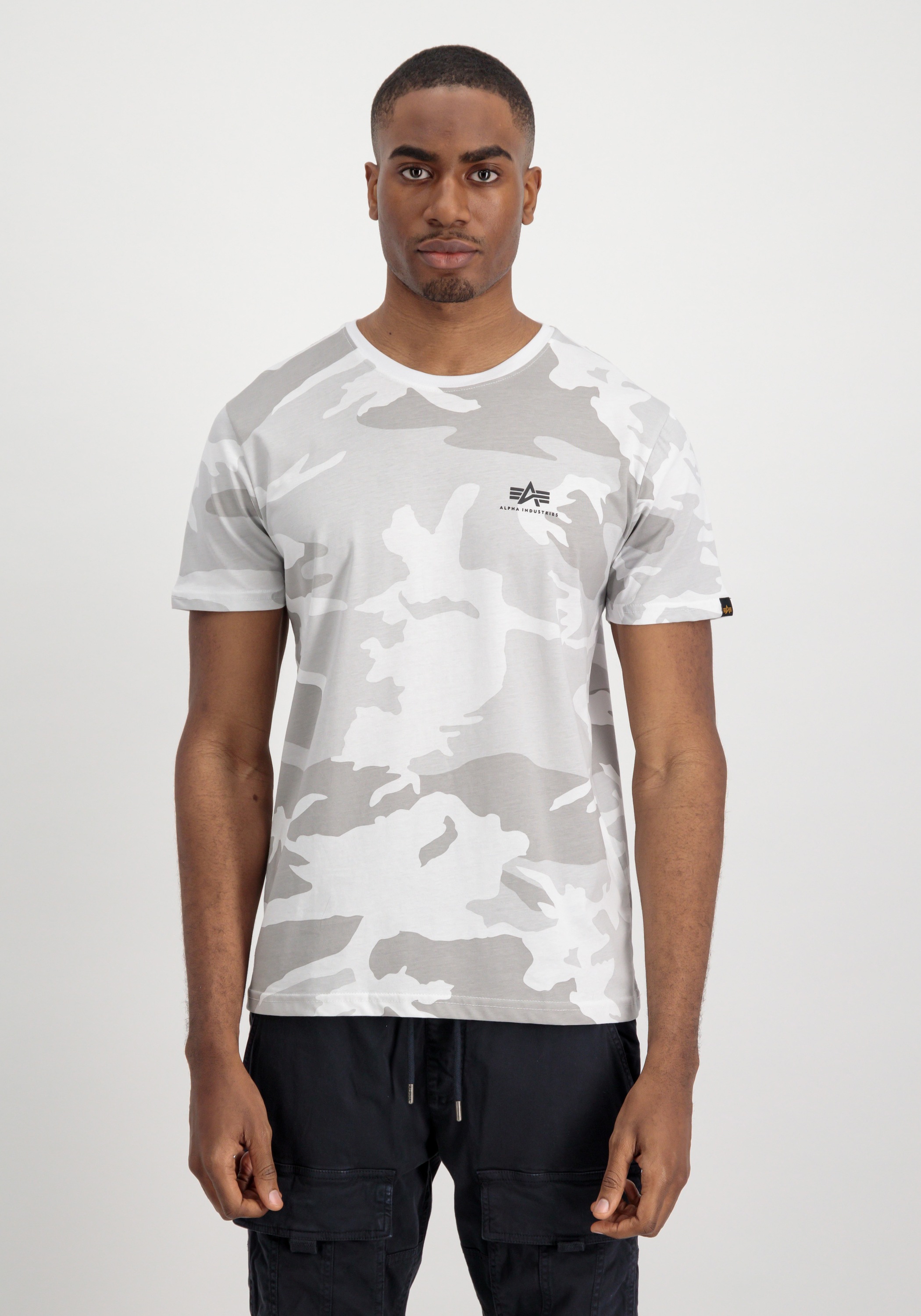Alpha Industries T-Shirt »Alpha Industries Men - T-Shirts Basic T Small Logo Camo«