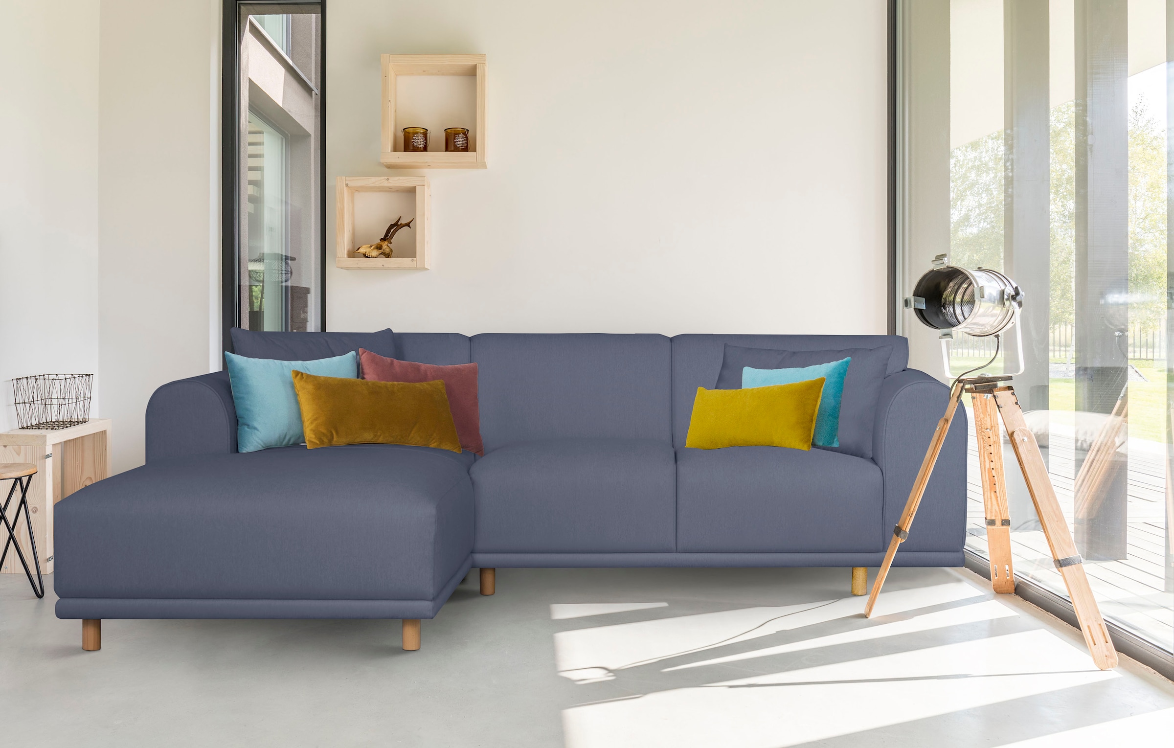 andas Ecksofa »Maroon L-Form«, in skandinavischem Design, mit losen Kissen
