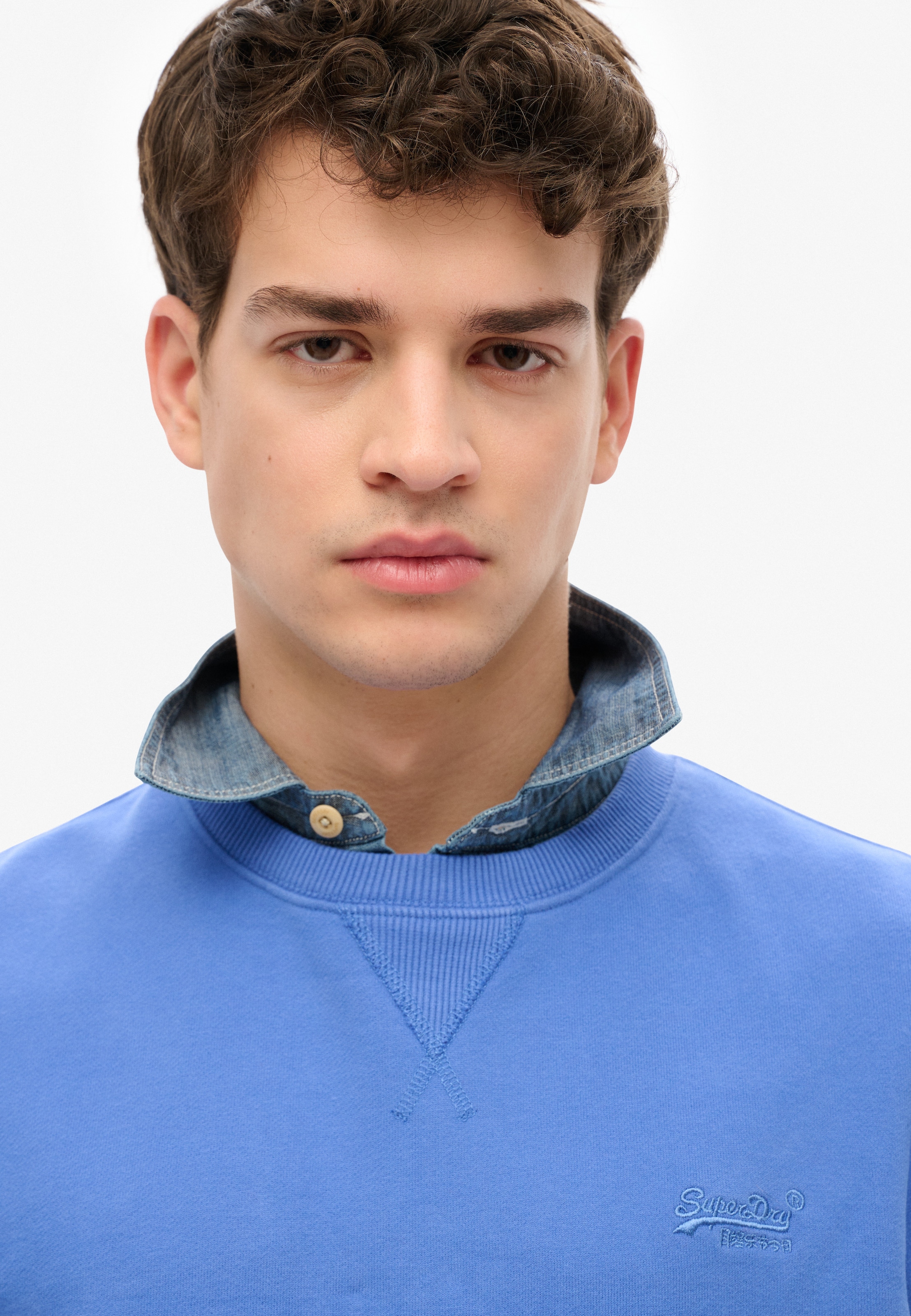 Superdry Sweatshirt »ESSENTIAL LOGO CREW SWEATSHIRT«