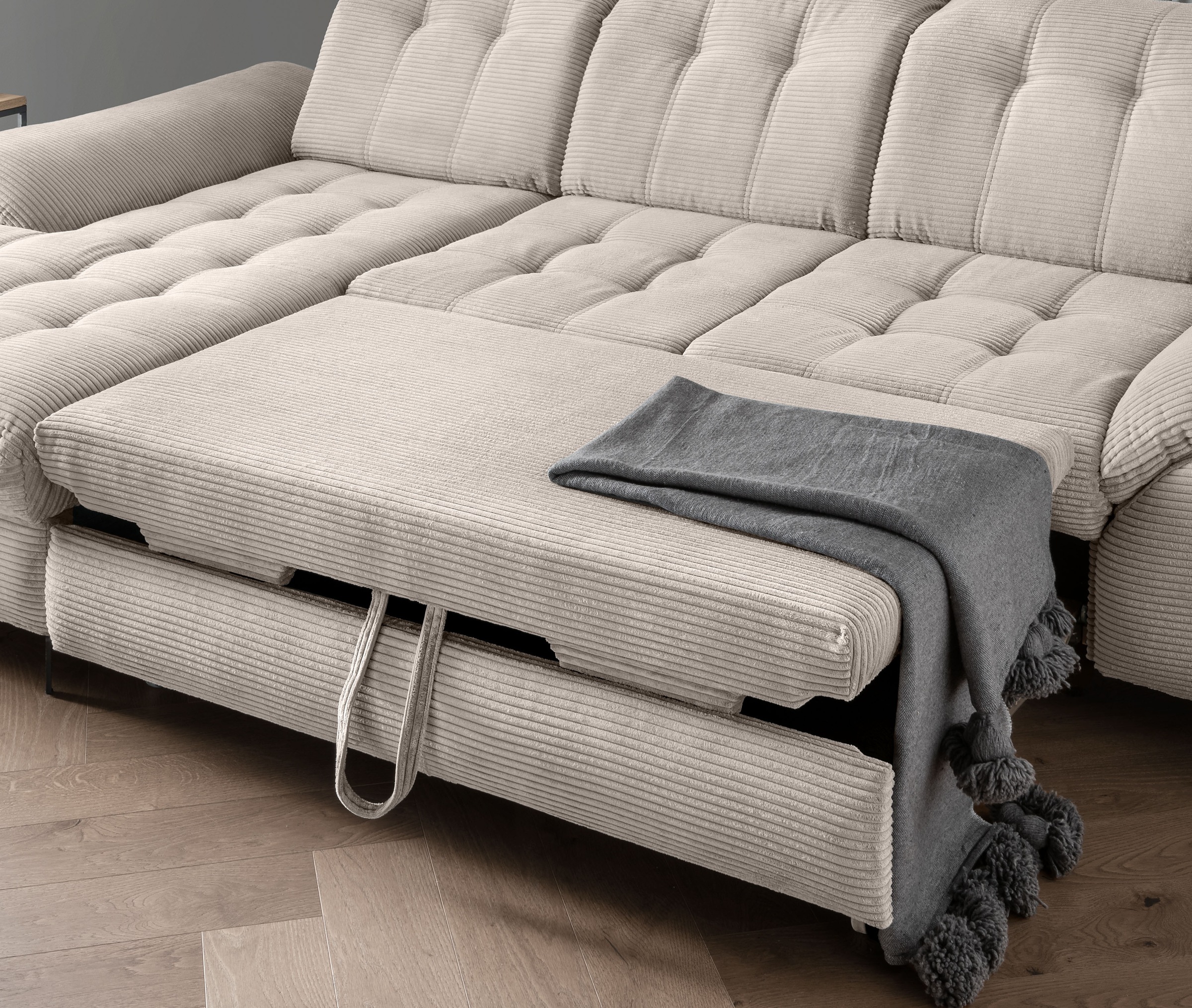 Home affaire Ecksofa »Lazio modern und bequem, schmale Armlehnen, tolle Detailverarbeitung« zwei verschiedene Fußfarben wählbar