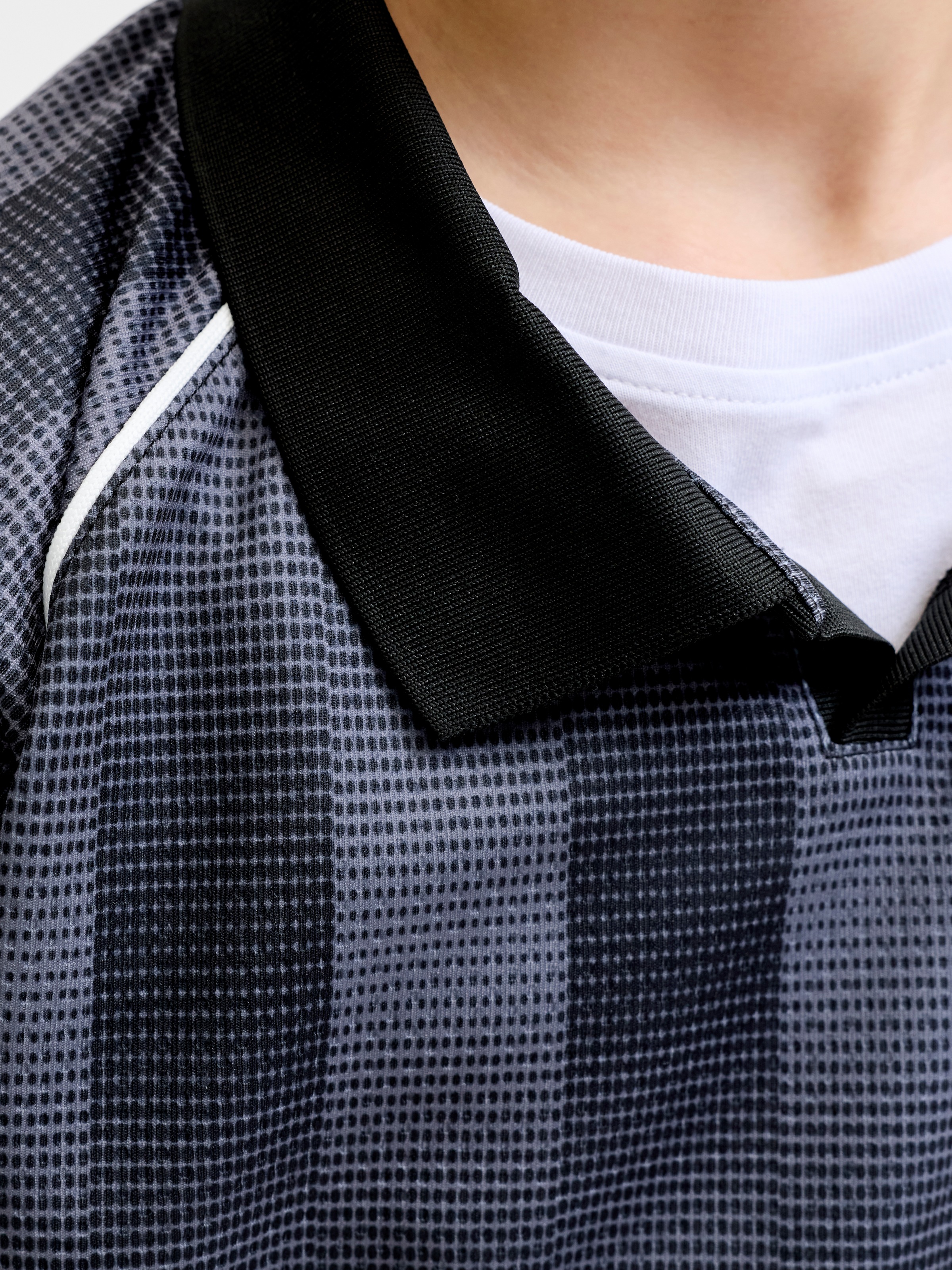 Jack & Jones Junior T-Shirt »JCOBREEZE FOOTBALL AOP MESH TEE SS JNR«