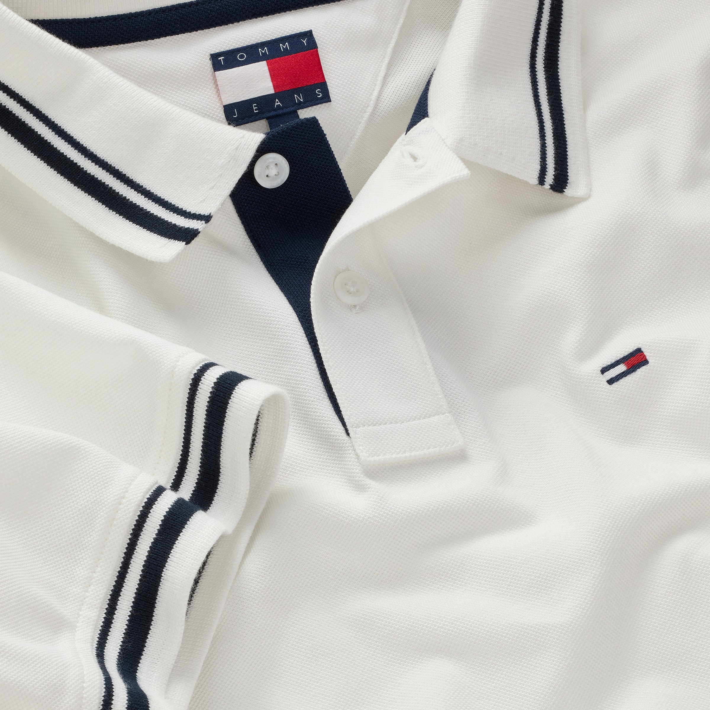 Tommy Jeans Poloshirt »TJM REG TIPPED POLO EXT« Mit Rundhalsausschnitt