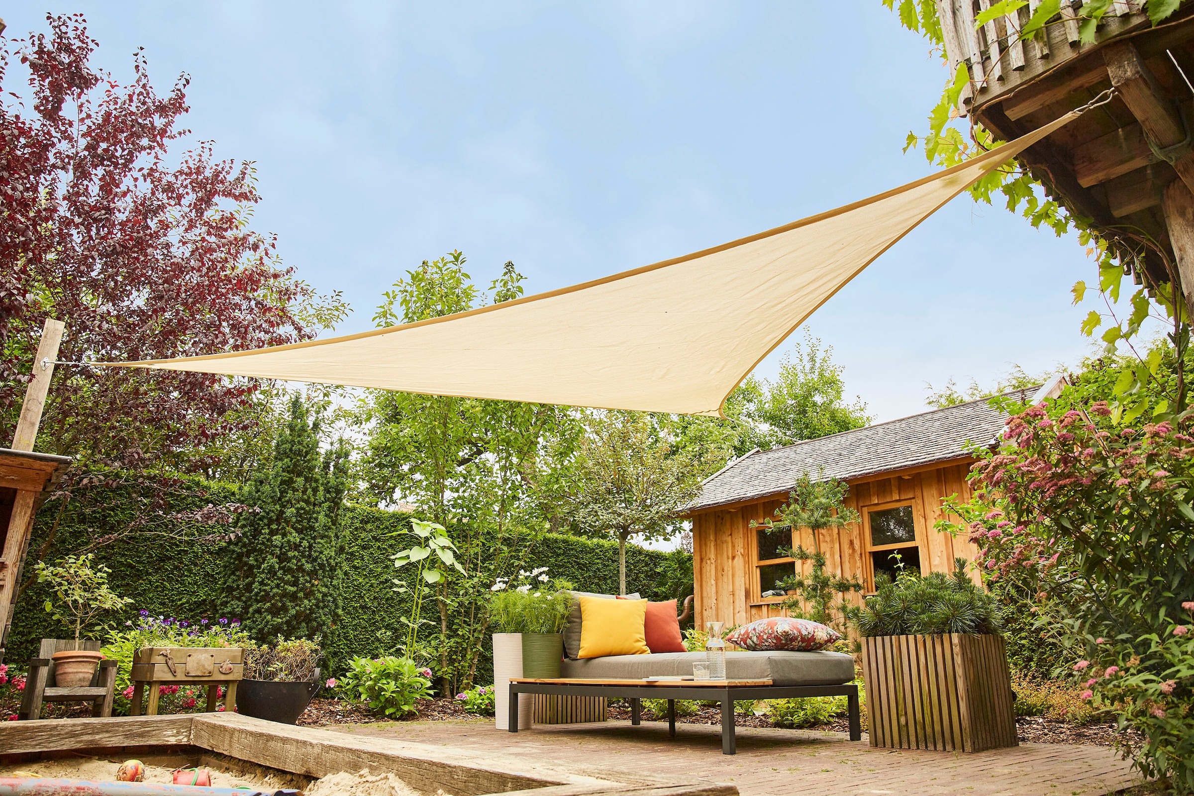 Siena Garden Gartenlounge-Set »Alvida«, (Set, 8 tlg.), bestehend aus 2 Liegen und 4 Kissen