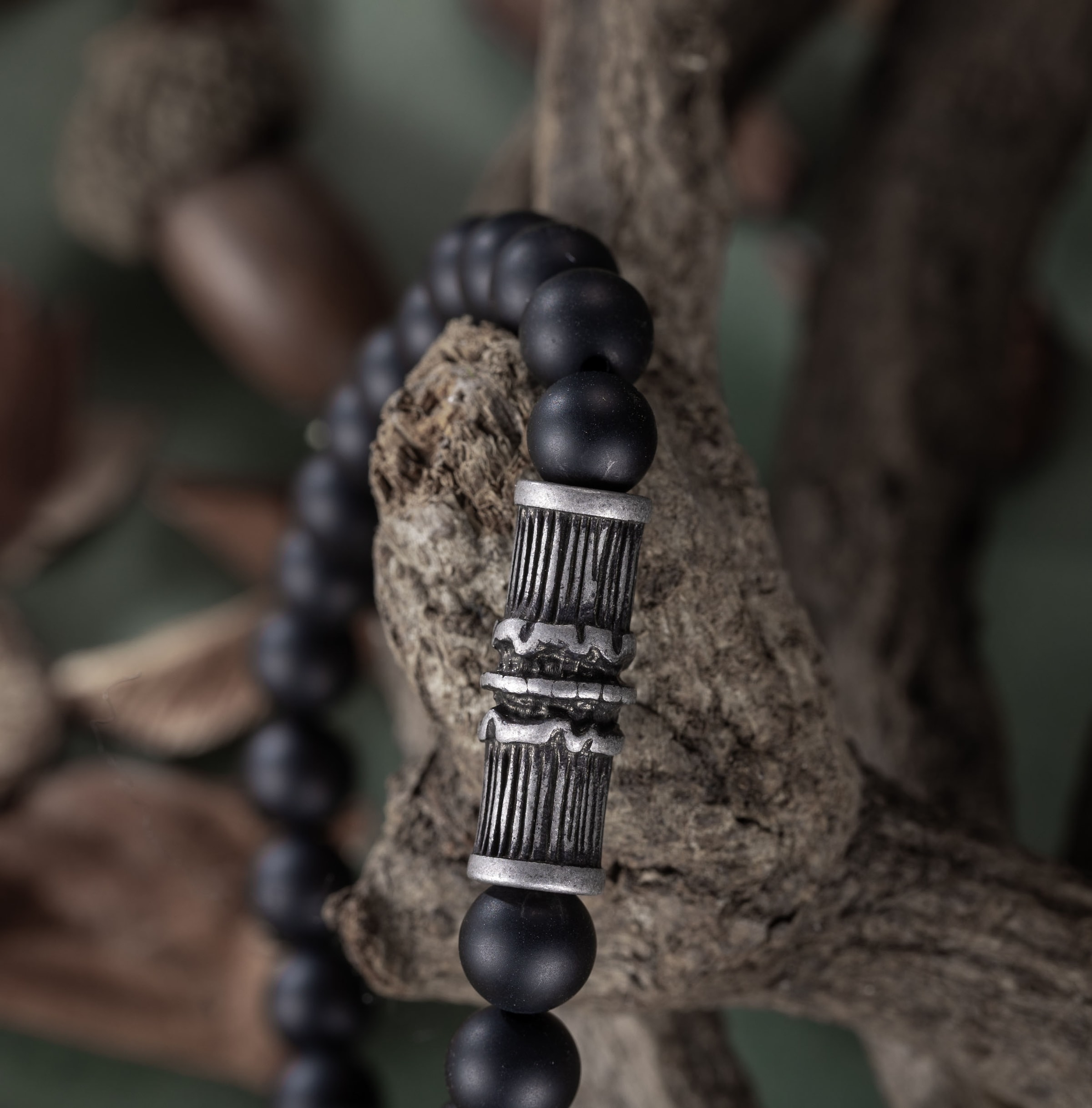 Firetti Armband »Schmuck Geschenk Edelstahl Armschmuck Natursteinkette Designelement«, mit Onyx