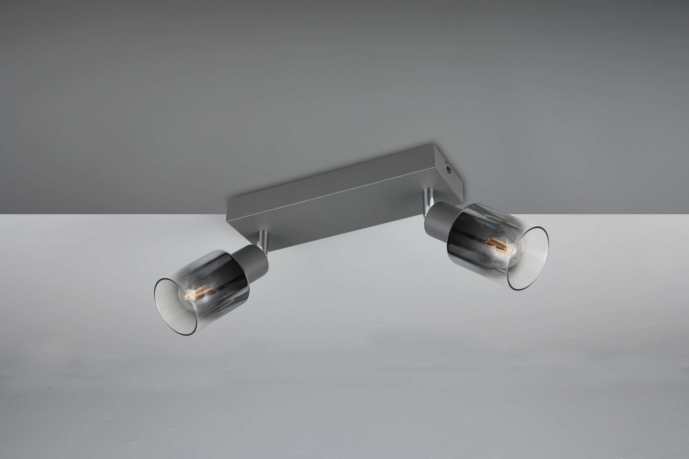 REALITY Leuchten Deckenstrahler »CADIZ, Spot 2-flammig, exkl 2xE14 max 10W, Glas anthrazit, verspiegelt«, 2 flammig, Leuchtmittel E14 | Leuchtmittel wechselbar, verstellbarer Deckenspot E14 Fassung, mit Glasschirm smoke Farbverlauf