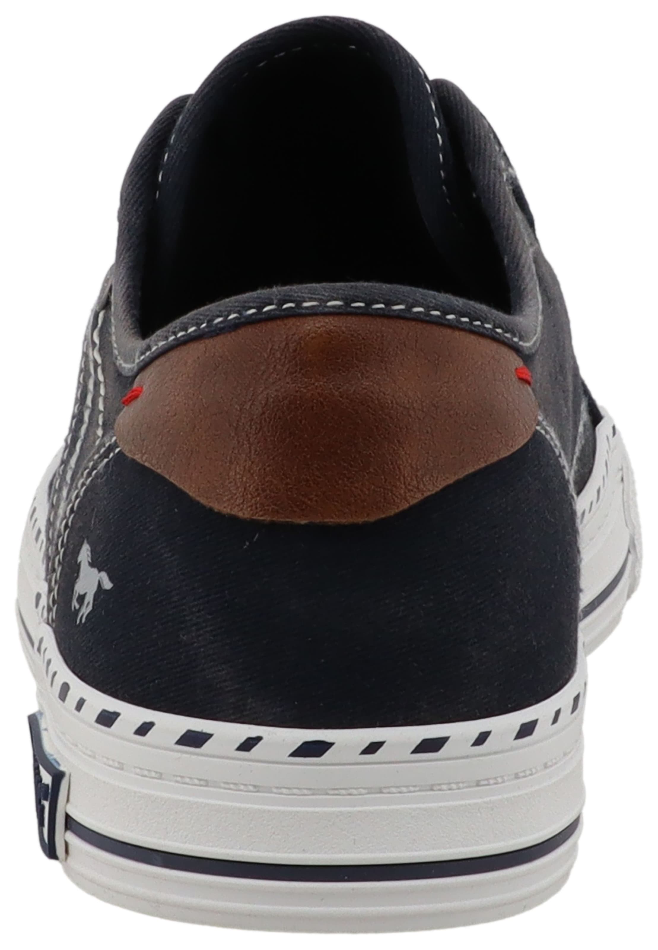 Mustang Shoes Slip-On Sneaker »Magdalena«  Freizeitschuh, Slipper, Schlupfschuh mit Kontrastbesätzen