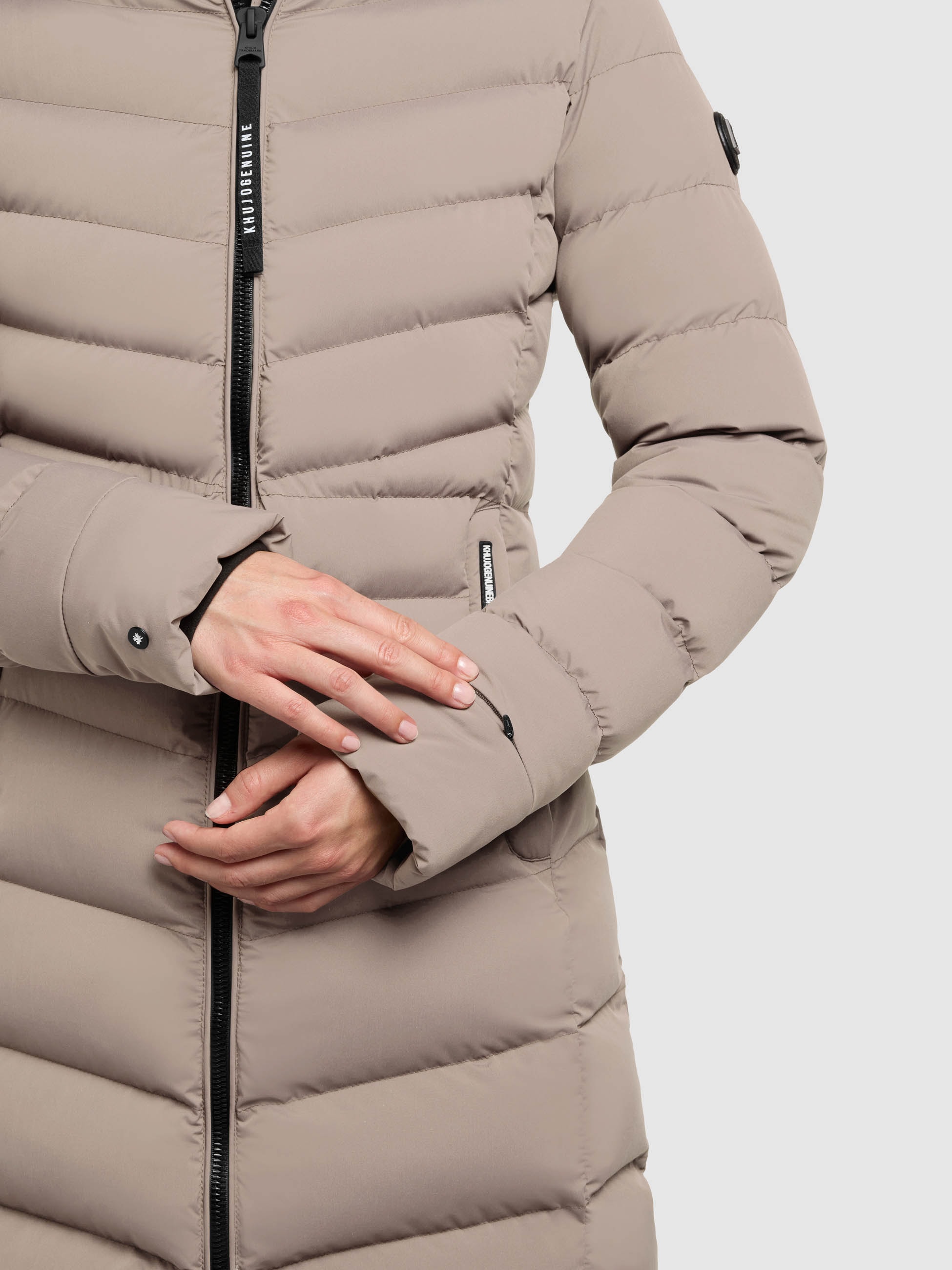 khujo Steppmantel »TUHANI5« mattes Obermaterial