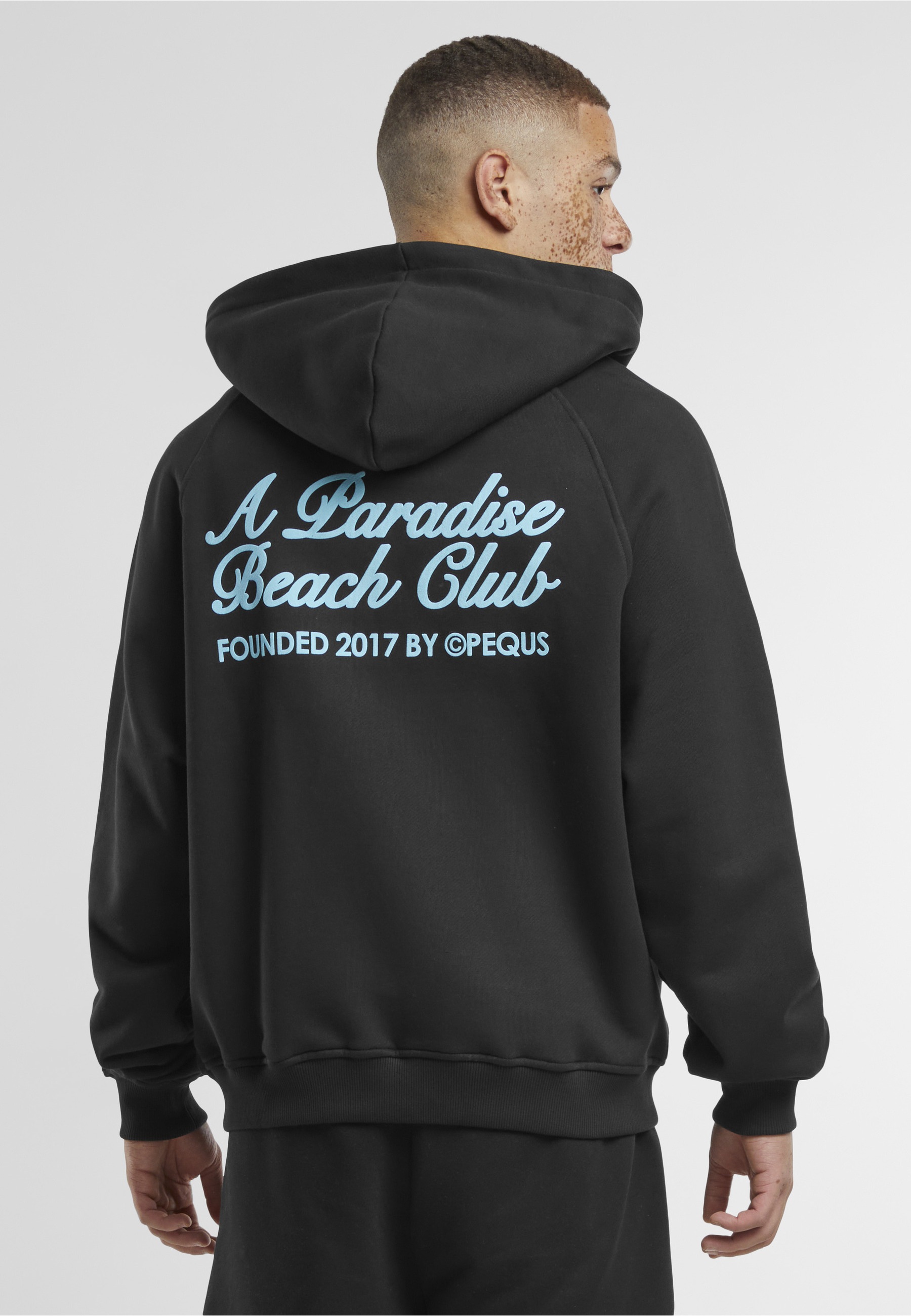 PEQUS Kapuzenpullover »PEQUS PEQUS A Paradise Beach Club Back Logo Zip-Hoodie« 1