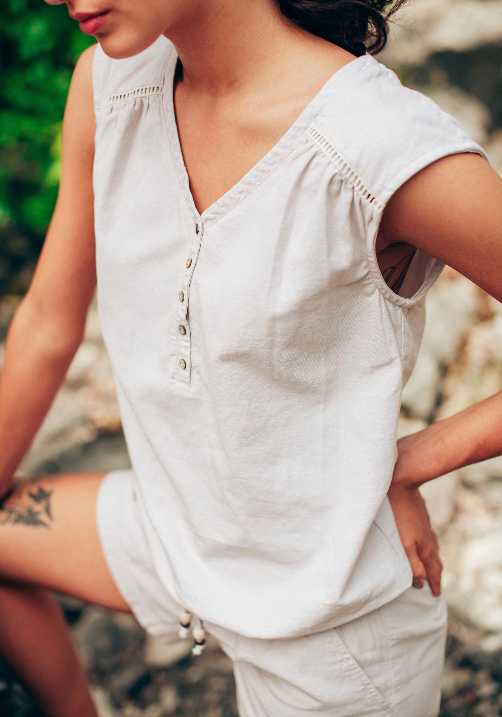 Ragwear V-Shirt »SALTTY LINEN«, mit Leinen