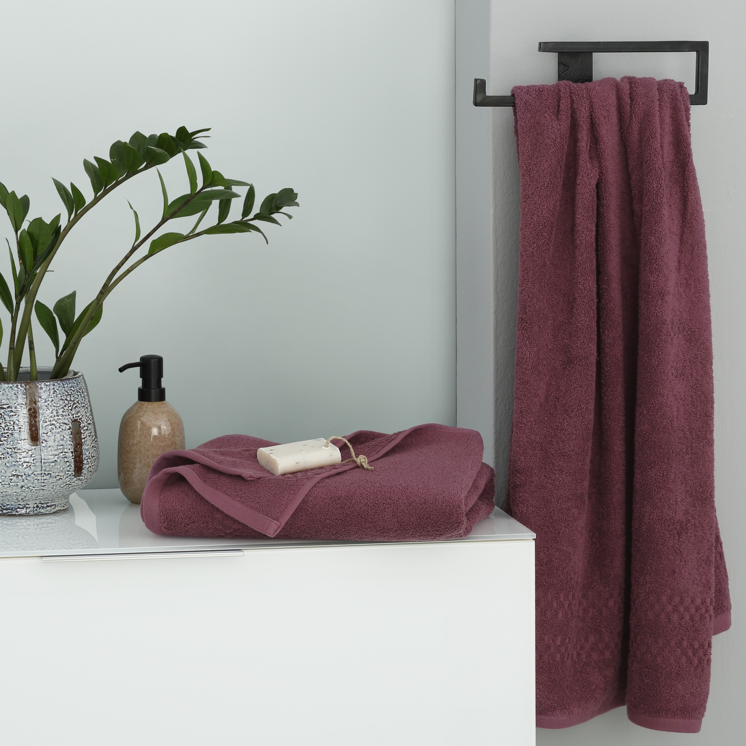 my home Duschtücher »Regona, Duschtücher (70x140cm), flauschig und weich, 500 gr/m²«, (Set, 2 St.), Premium Handtücher mit Bordüre, Handtuch-Set, 100% Baumwolle