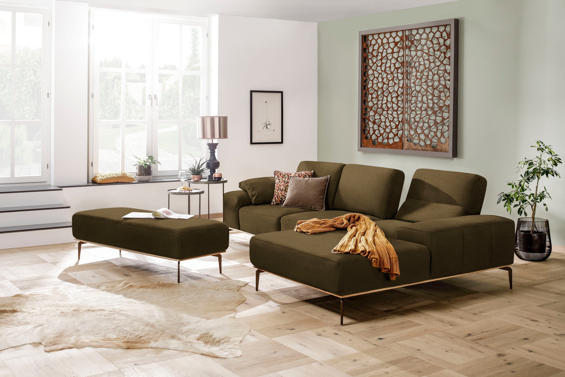 W.SCHILLIG Ecksofa »run, Designsofa mit tollem Sitzkomfort, L-Form«, mit Holzsockel, Füße in Bronze pulverbeschichtet, Breite 299 cm