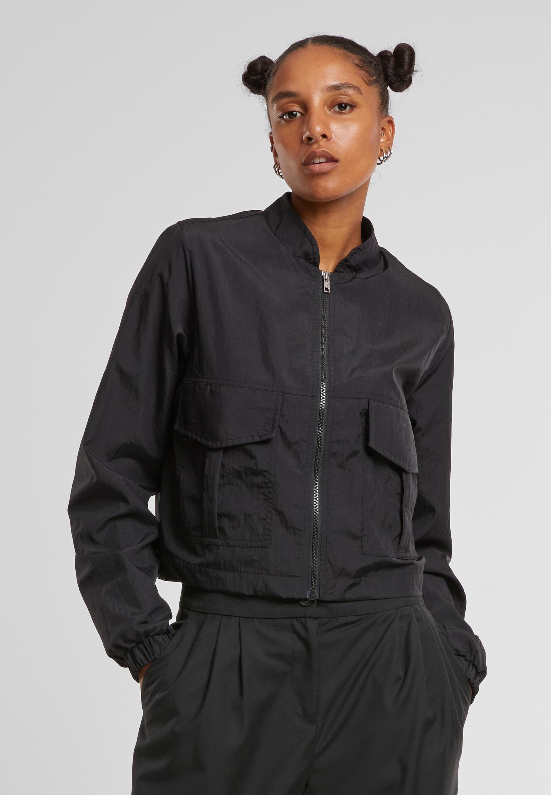 URBAN CLASSICS Windbreaker »Urban Classics Ladies Short Crinkle Jacket« 1 Stk. tlg. mit Kapuze