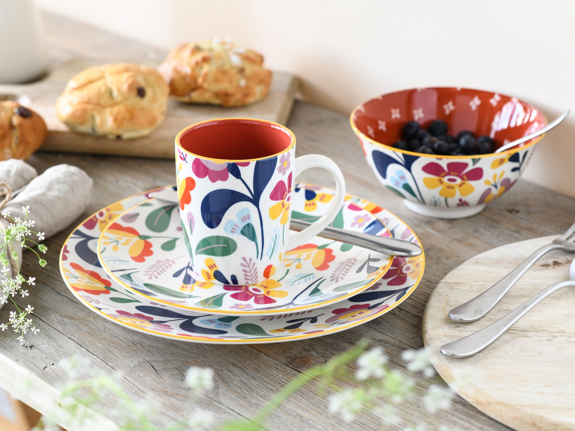 CreaTable Kombiservice »Folklore Bunt, Kombi-Service 16 tlg«, (Set, 16 tlg.), Blumenmotive