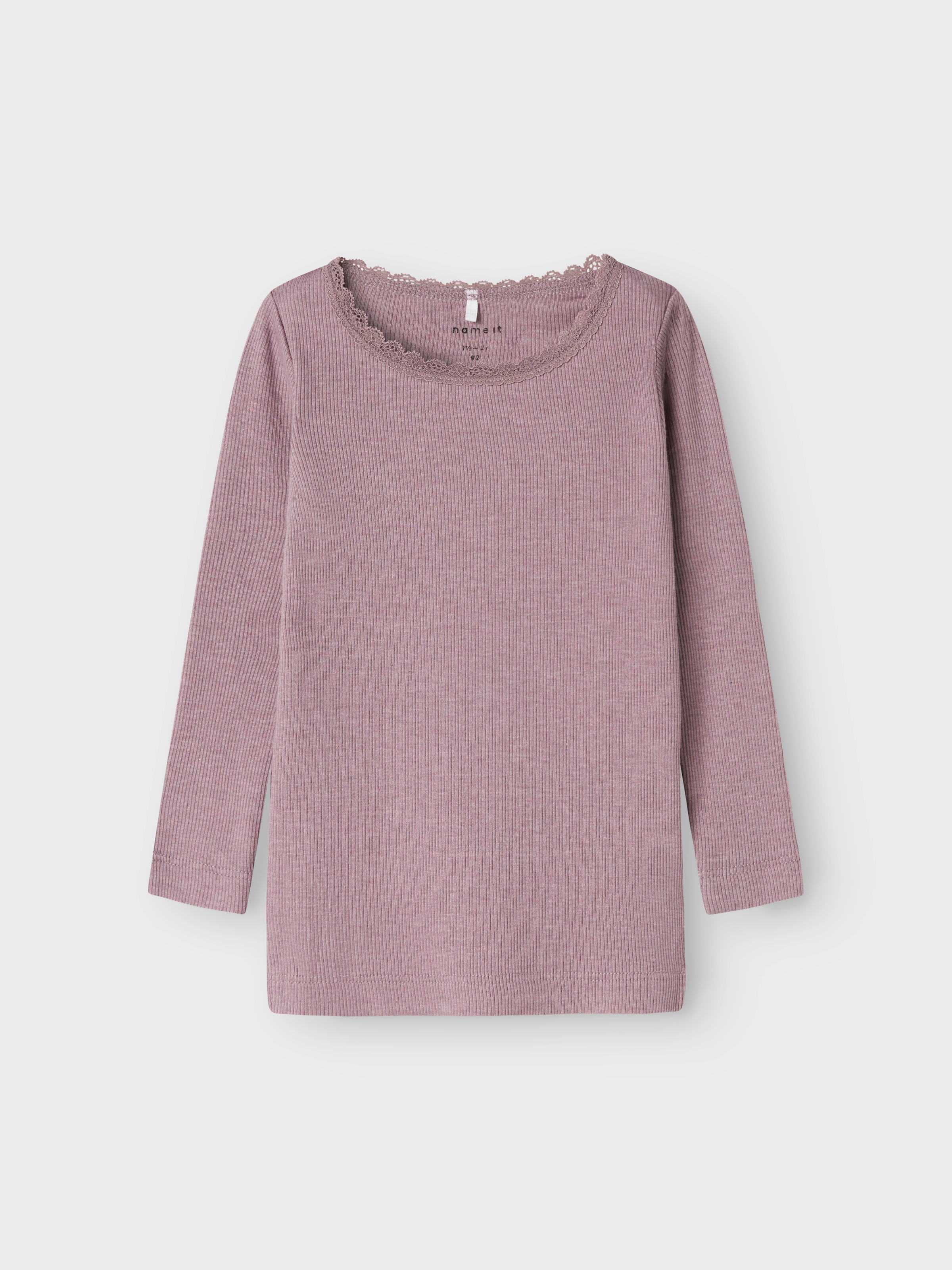 Name It Langarmshirt »NMFKAB LS TOP NOOS«, in Feinripp und mit süßer Spitzenkante am Ausschnitt