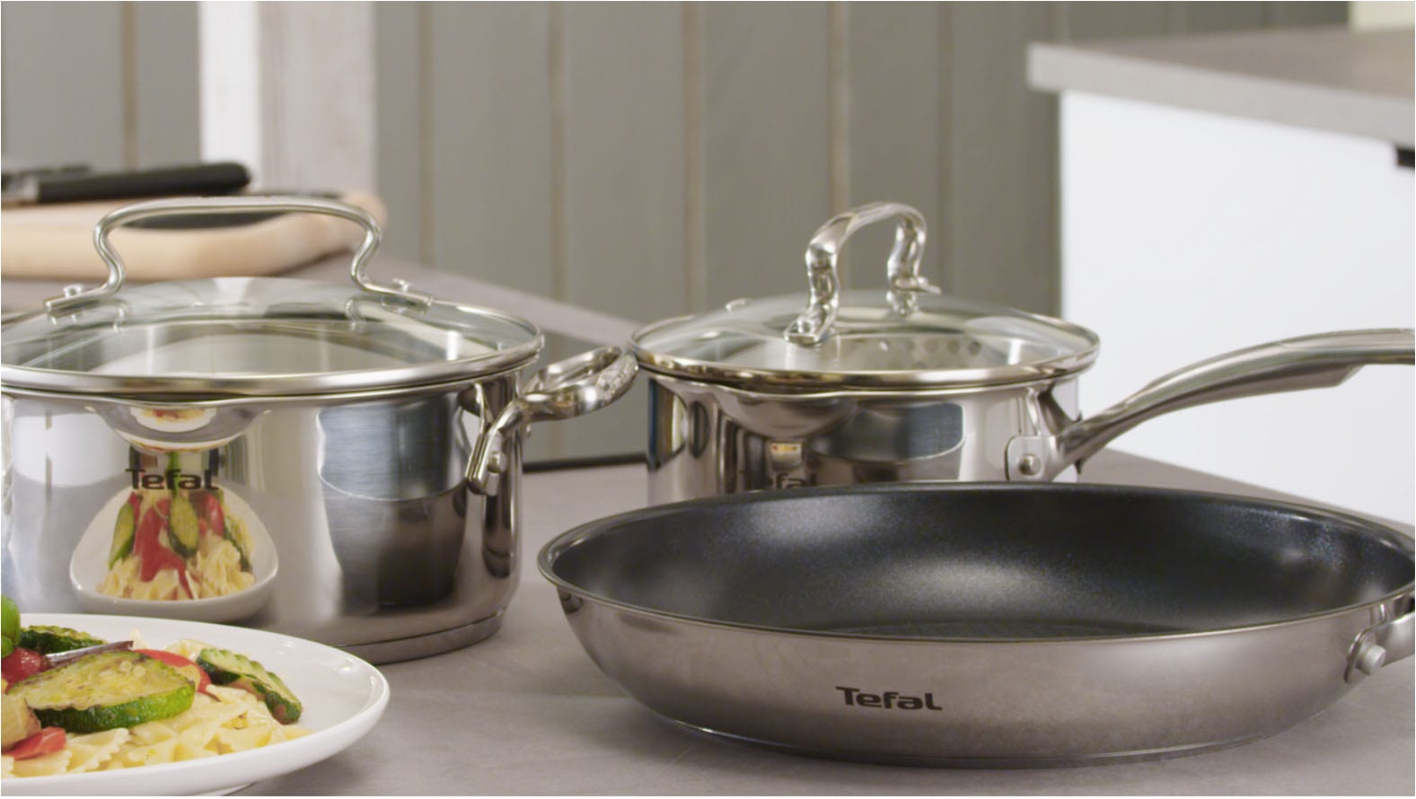 Tefal Pfannen-Set »Duetto+, langlebige Antihaftversiegelung, Thermo-Signal« Edelstahl Set, 3x Bratpfannen Ø 20/24/28 cm, 3 Stk. tlg. Edelstahl-Griff, Induktionspfanne, für aller Herdarten geeignet,G732S3