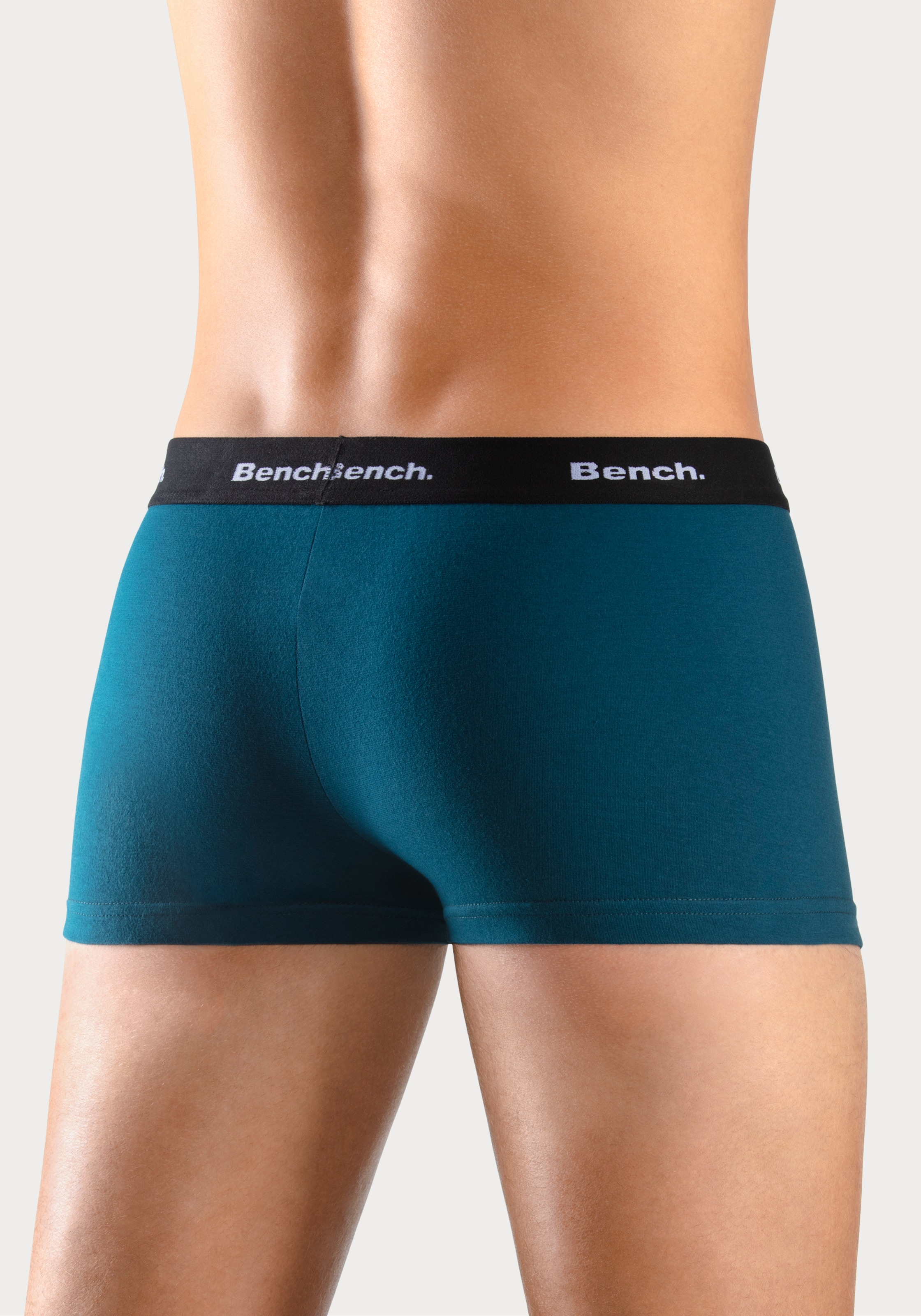 Bench. Hipster, (Packung, 4 St.), Boxershorts mit kontrastfarbenem Bund aus Baumwollmischung