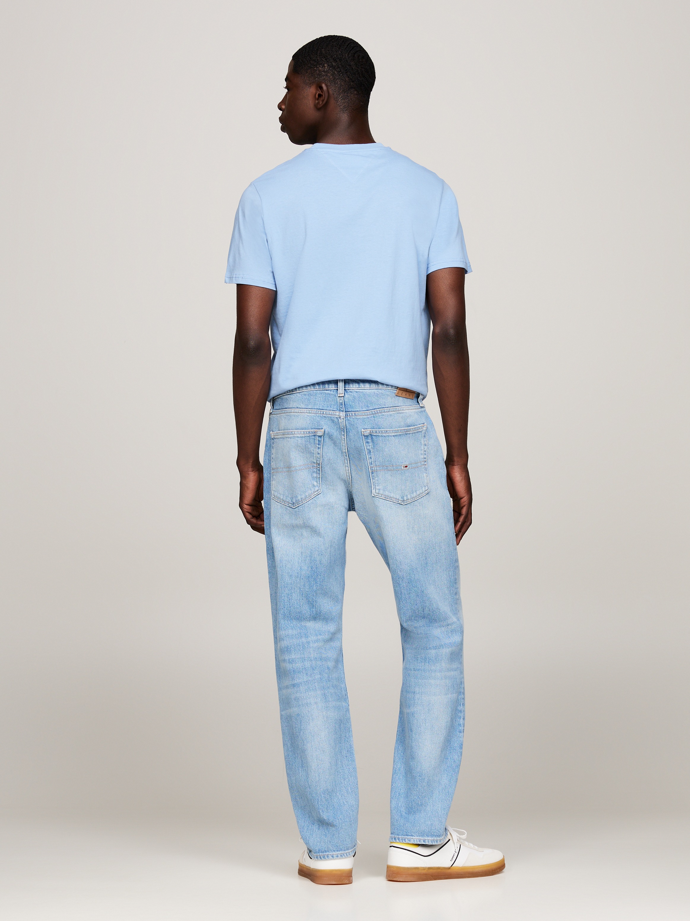 Tommy Jeans Slim-fit-Jeans »RYAN SLIM STRAIGHT«, mit Logoprägung