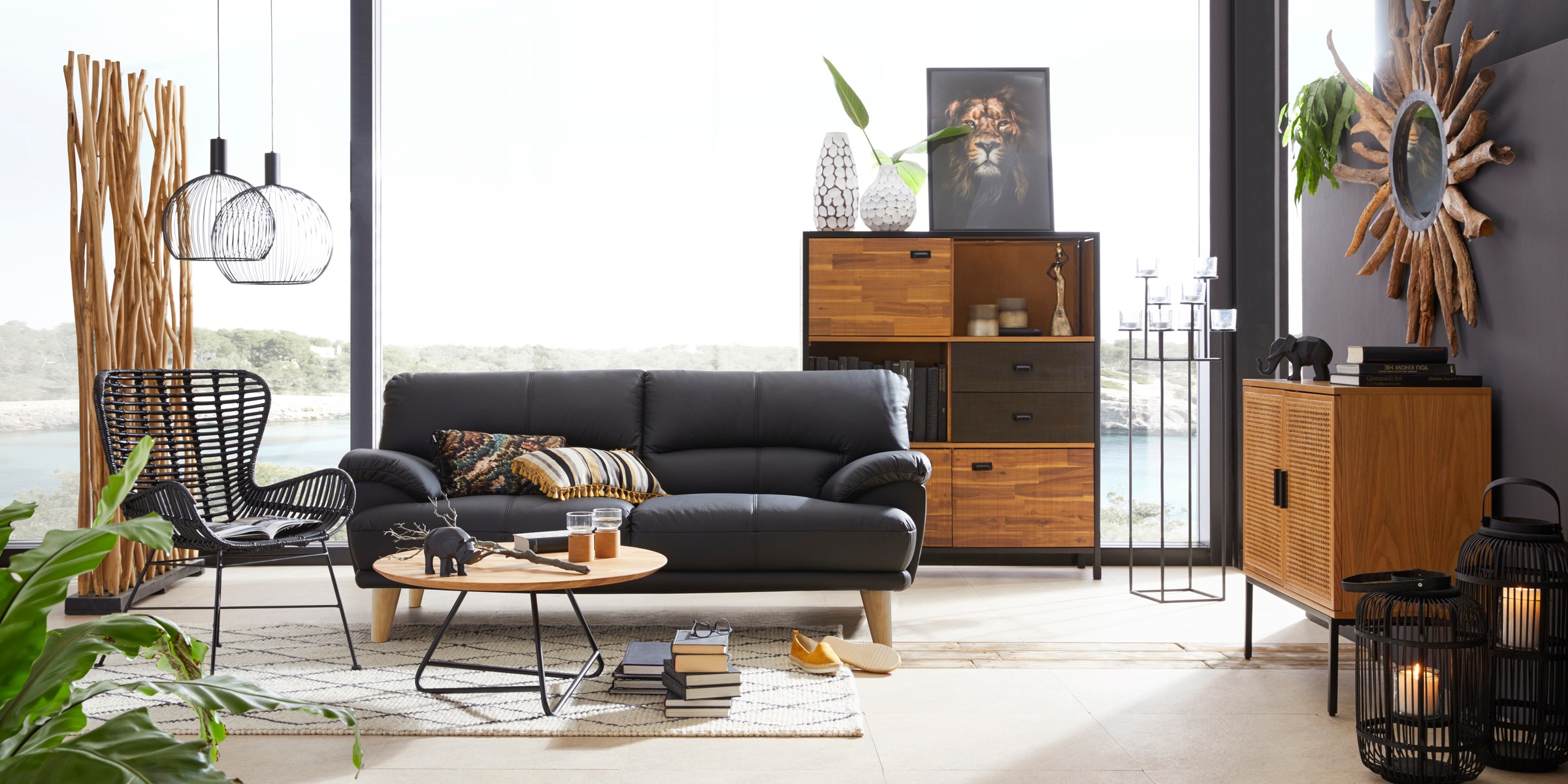 TRENDMANUFAKTUR 3-Sitzer »Cecilia, Sofa in italienischem Design«, mit tollem Sitzkomfort, extrabequeme Armlehnen, Holzfüße