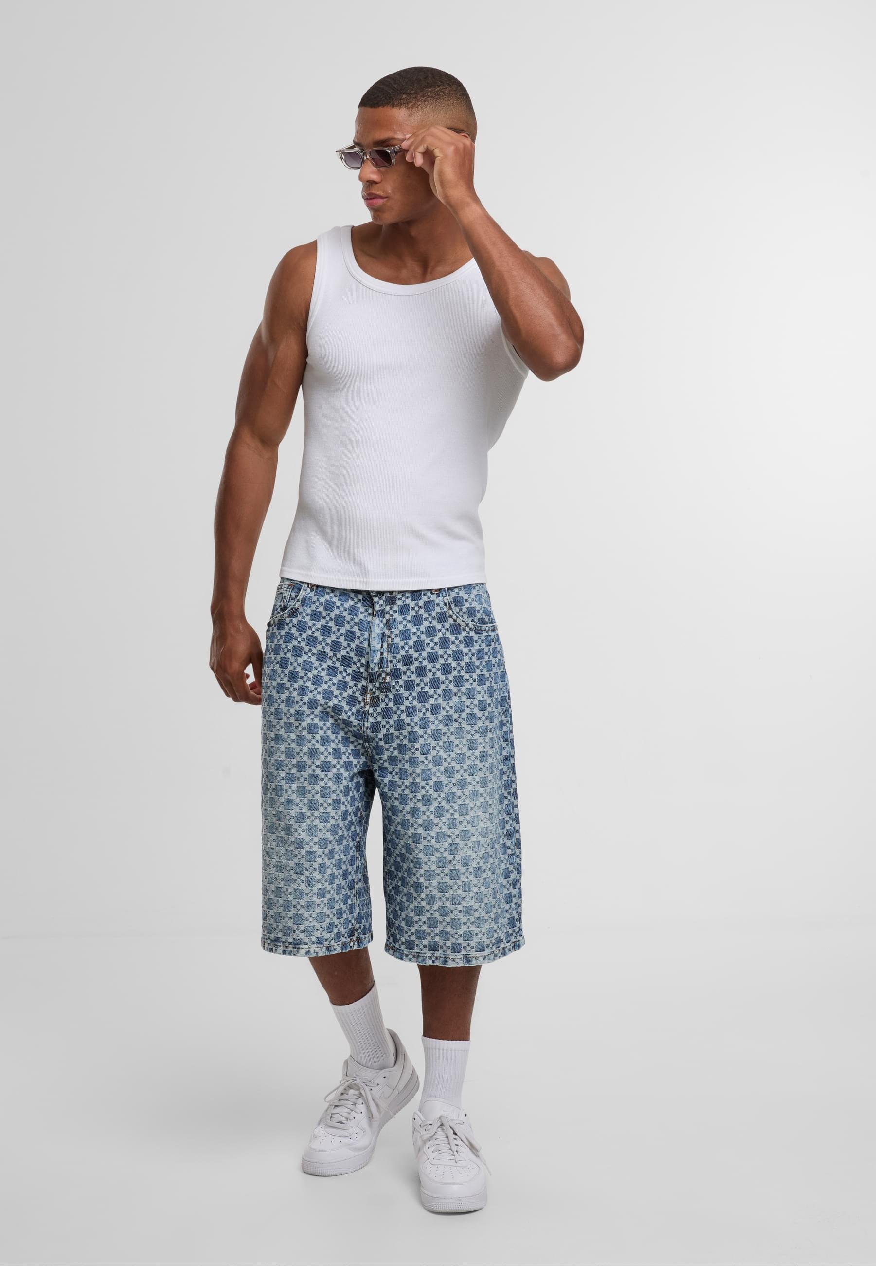 2Y Studios Shorts »2Y Studios Tariq Carre Baggy Shorts«