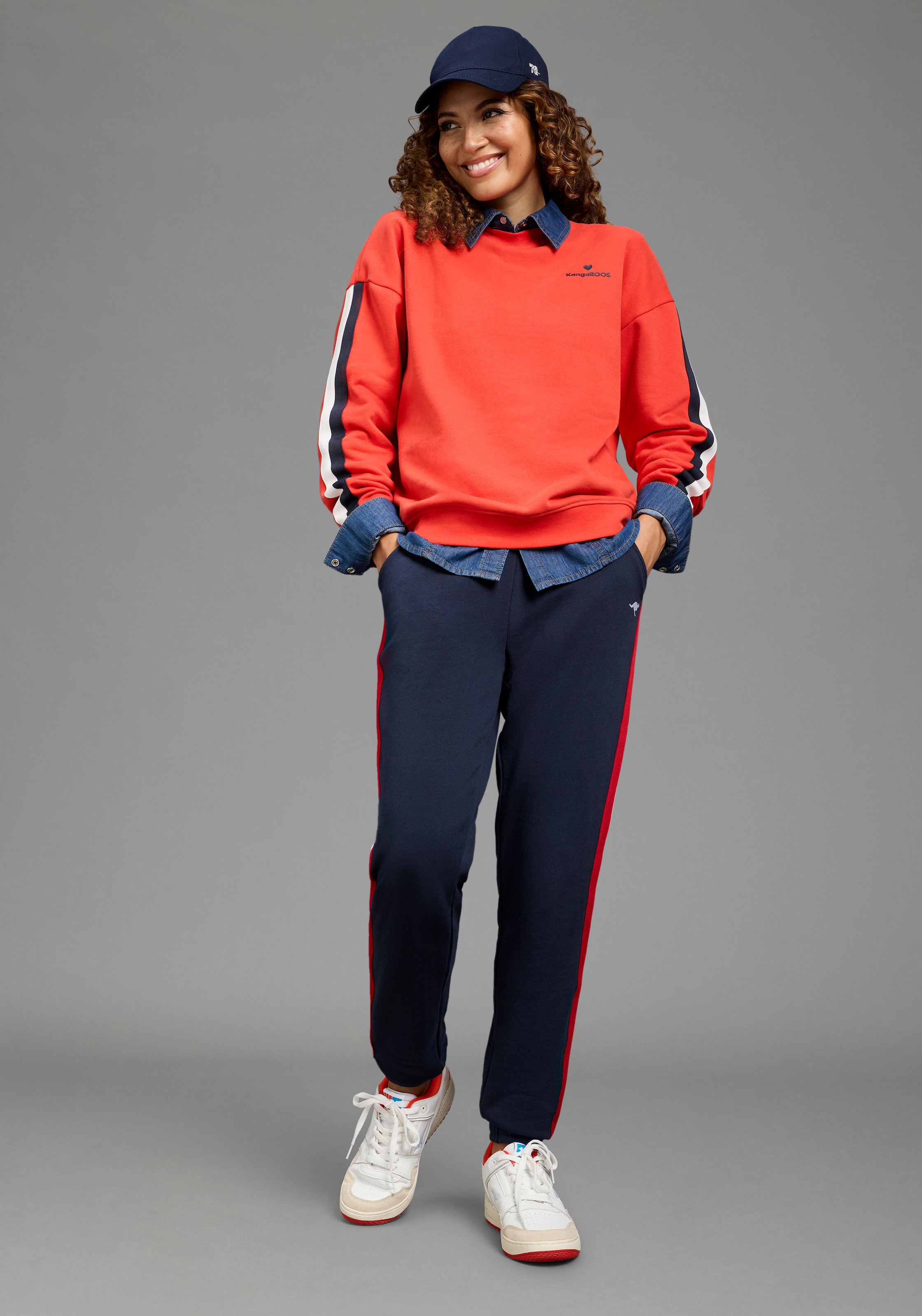 KangaROOS Jogginghose  mit 2 Eingrifftaschen, aus Baumwolle und Polyester