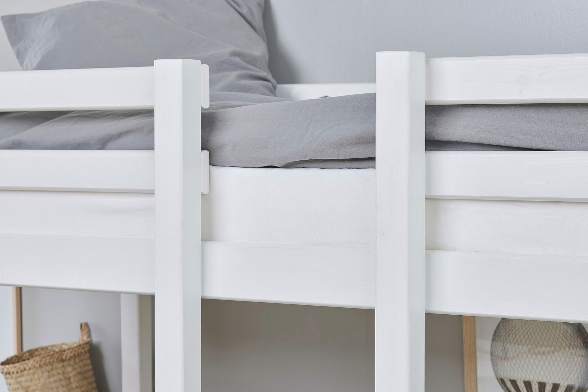 Hoppekids Hochbett »Kinderbett ECO Dream, Einzelbett, Juniorbett 90x200«, 5 verschiedene Farben: Weiß, Grün, Blau, Rosa, Grau