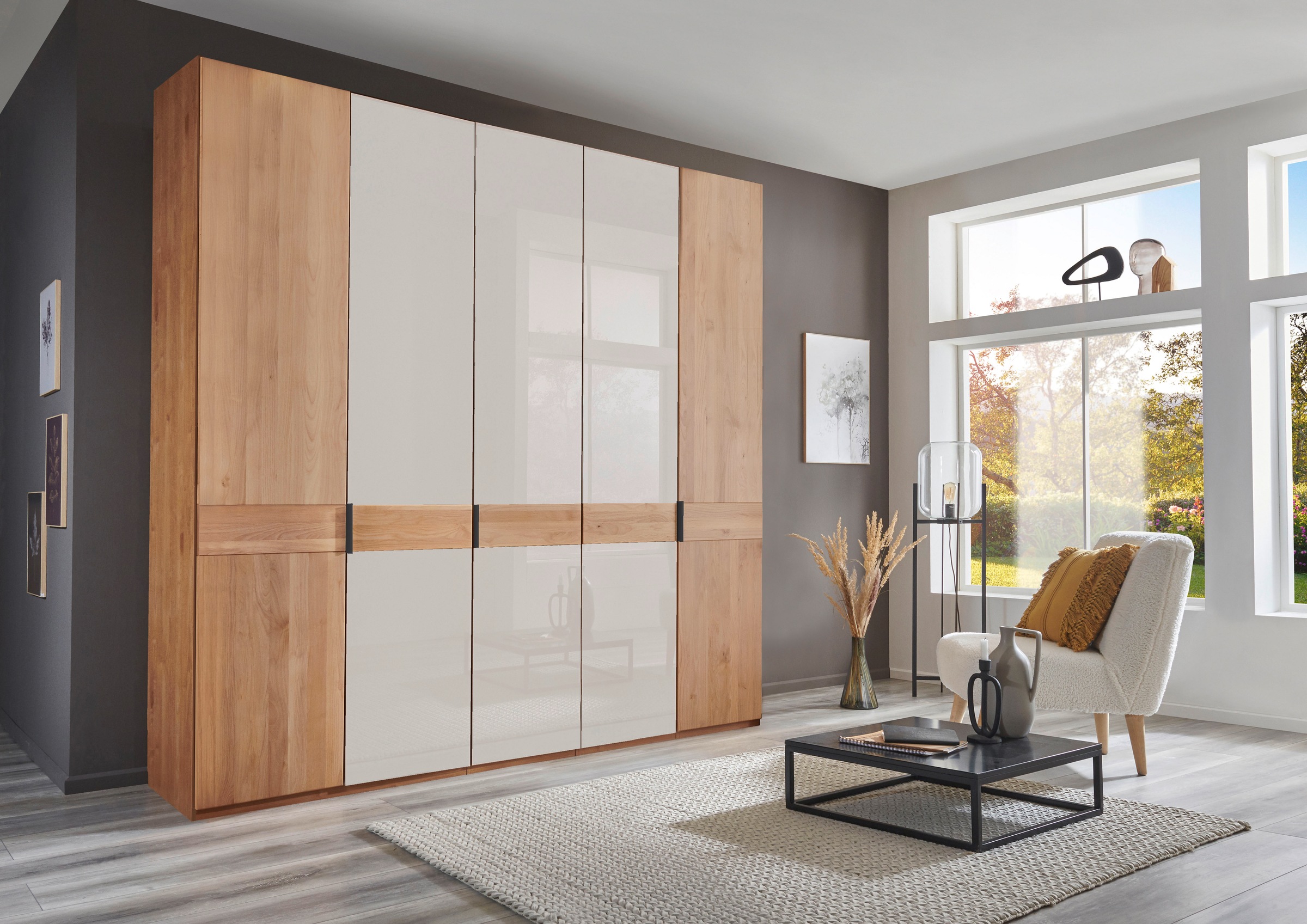 WIEMANN Kleiderschrank "Cardiff, Massivholztüren in Kombination mit Glas- o günstig online kaufen