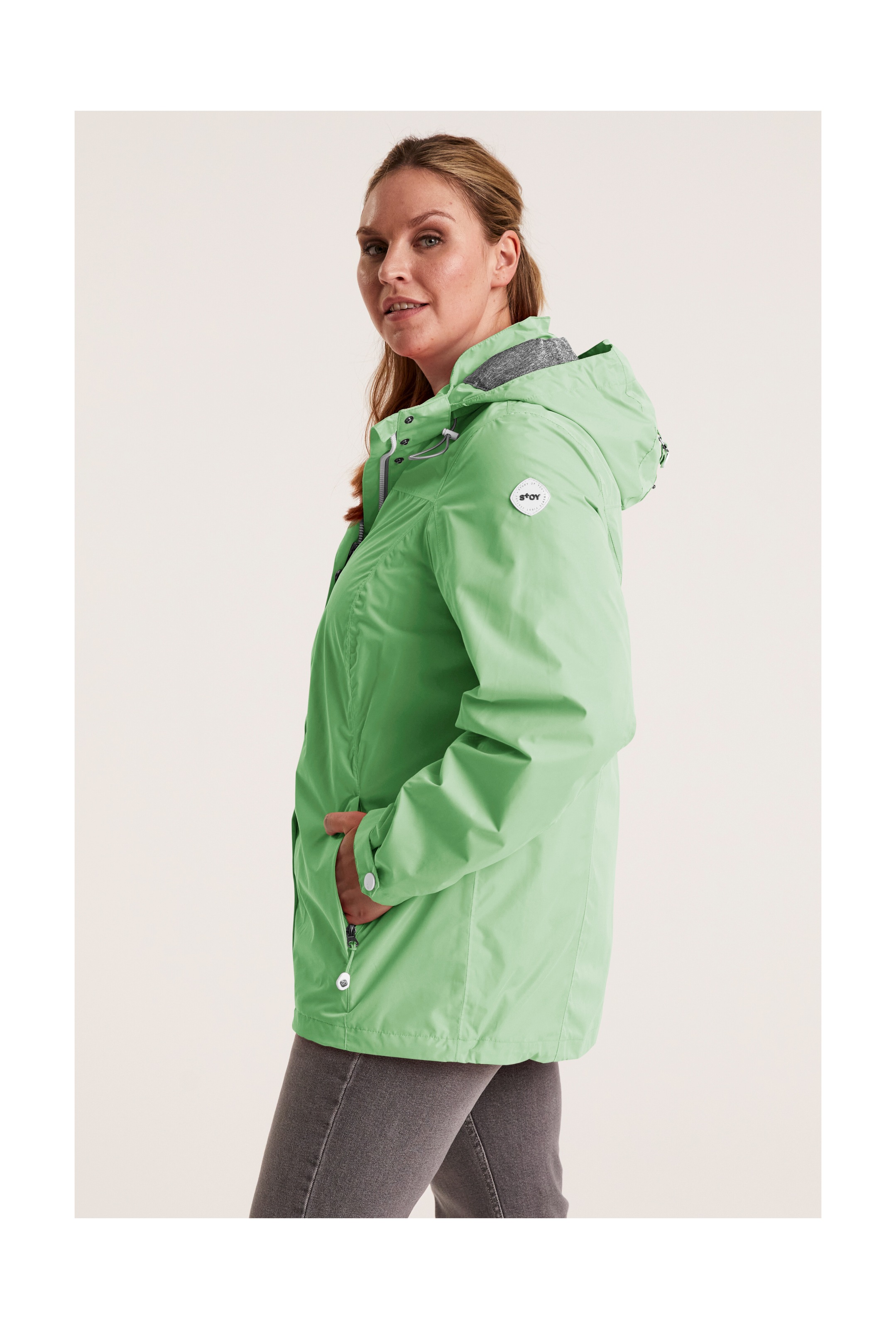 STOY Outdoorjacke »STS 11 WMN JCKT«, Wasserdichte, atmungsaktive STOY-Jacke mit abnehmbarer Kapuze