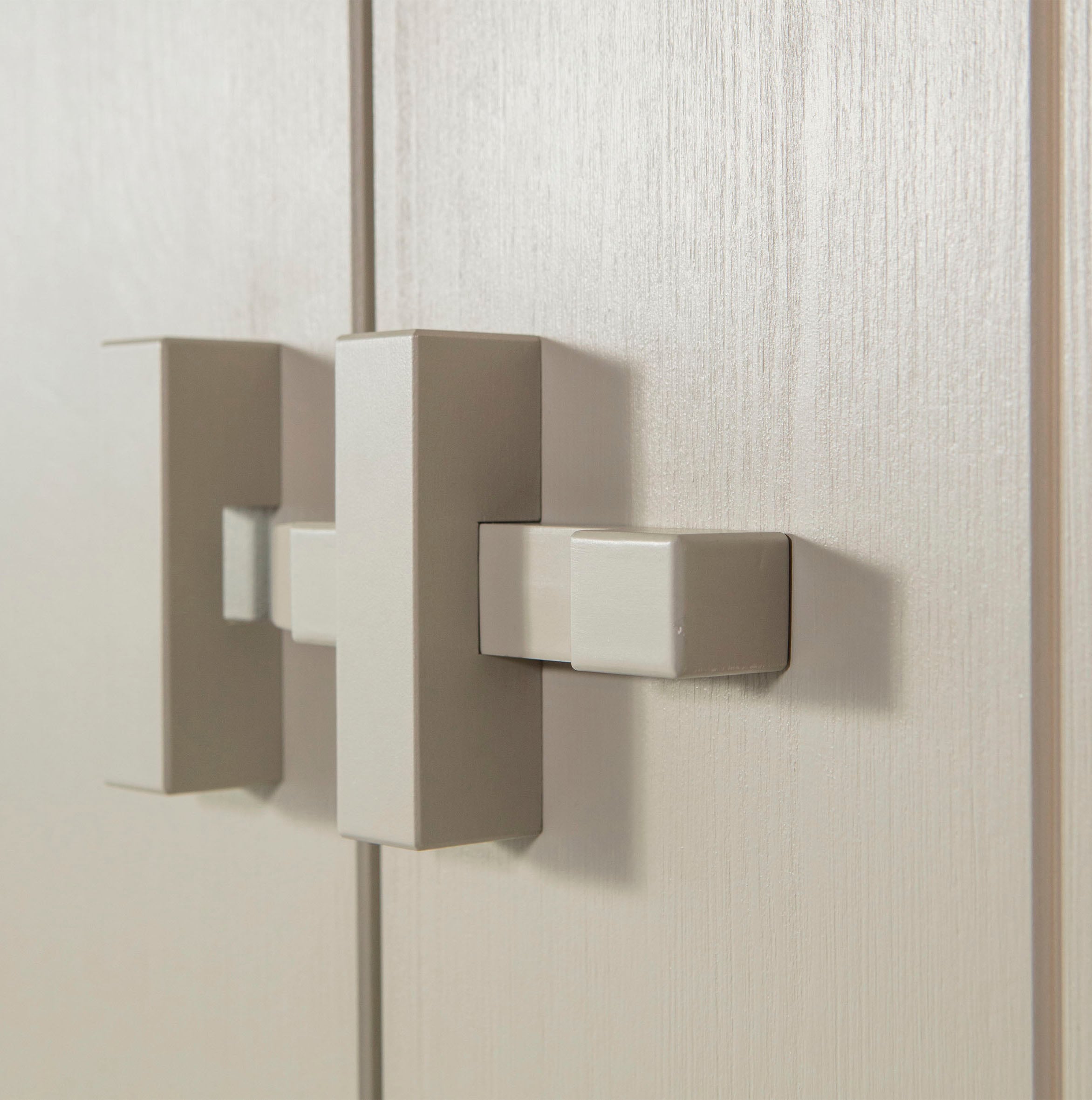 WOOOD Kleiderschrank »Mees«, mit großzügigem Stauraum, Breite 90 cm