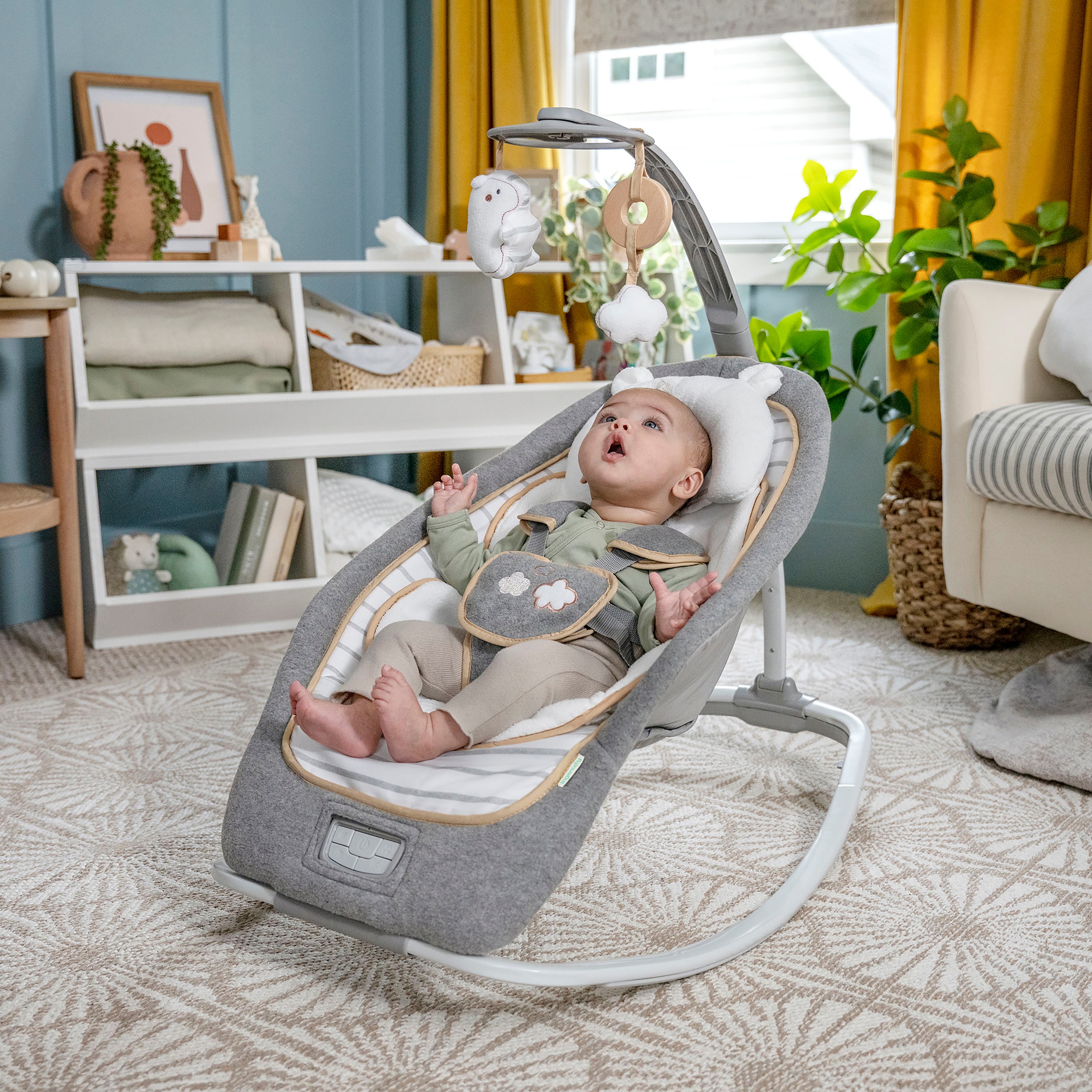 ingenuity Babywippe »Rocking Seat - Bella Teddy«, mit Sound-Effekt