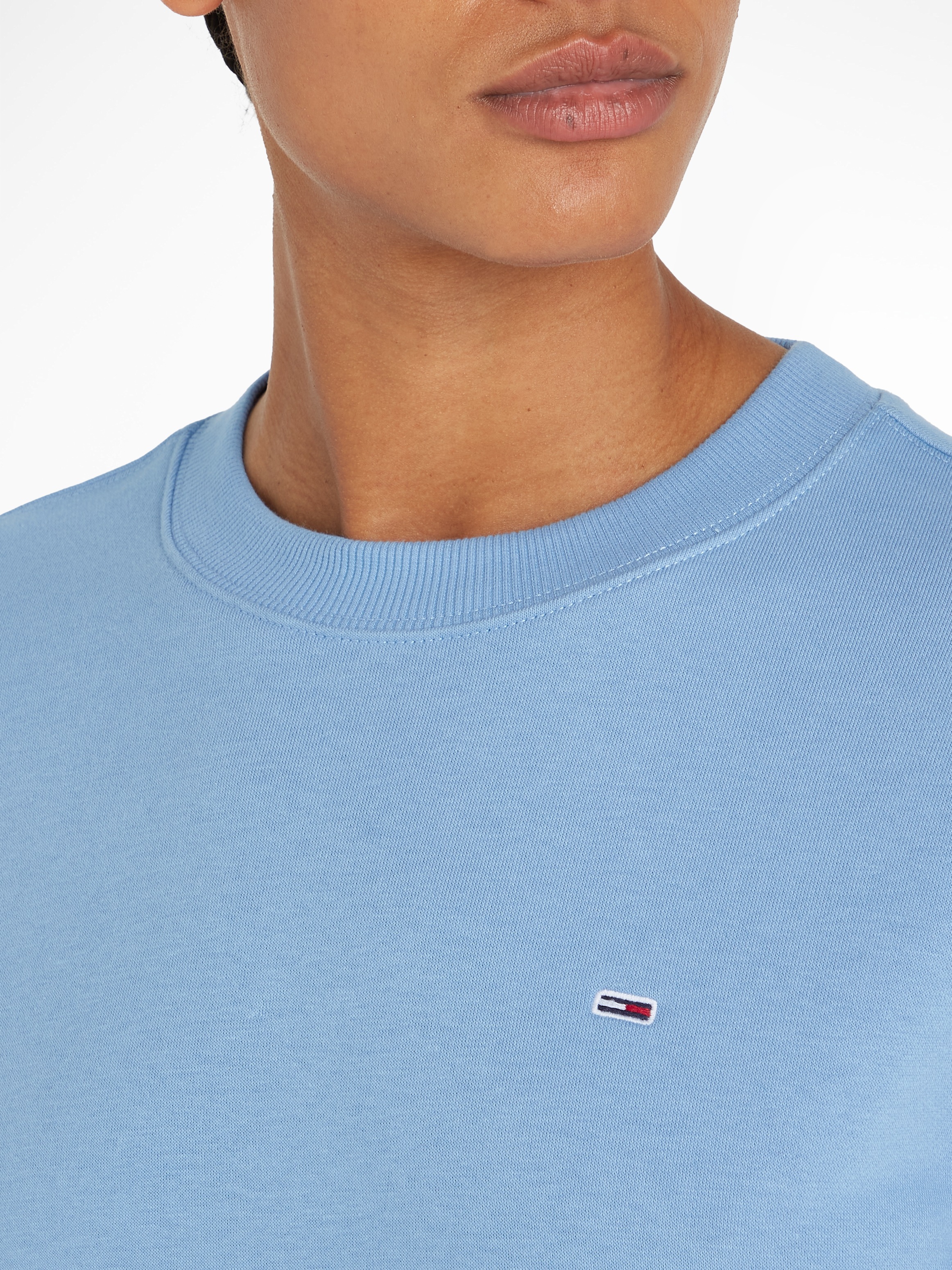 Tommy Jeans Sweatshirt »TJW REG S FLAG CREW«, mit Tommy Jeans Logo-Flag auf der Brust
