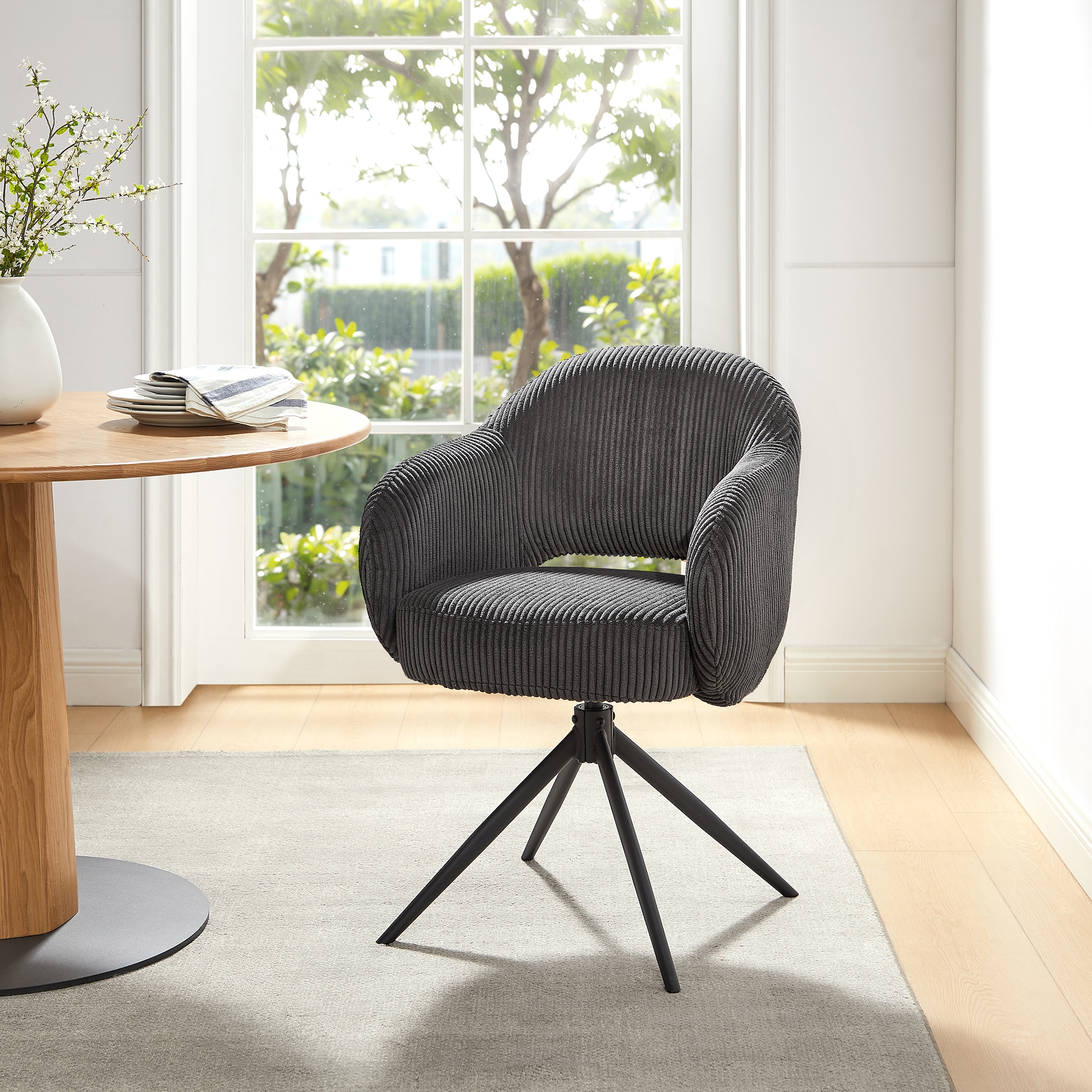 SalesFever Armlehnstuhl »Manchester Cord-Bezug« () 1 Stk.Esszimmerstuhl mit günstig online kaufen