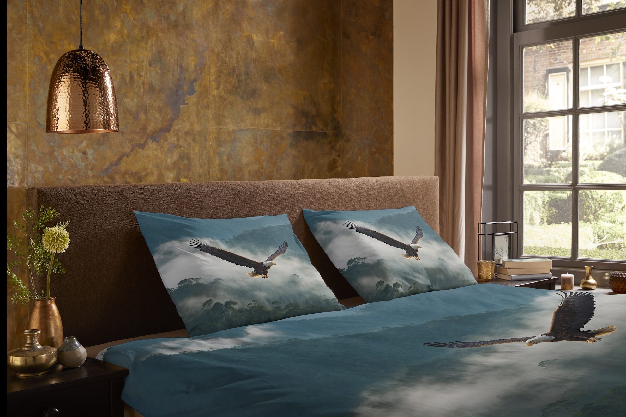 PURE luxury collection Wendebettwäsche »Eagle« 2 Stk. tlg. Mikrofaser, Pflegeleicht, Reißverschluss, Wendeoptik, Natur, Adler