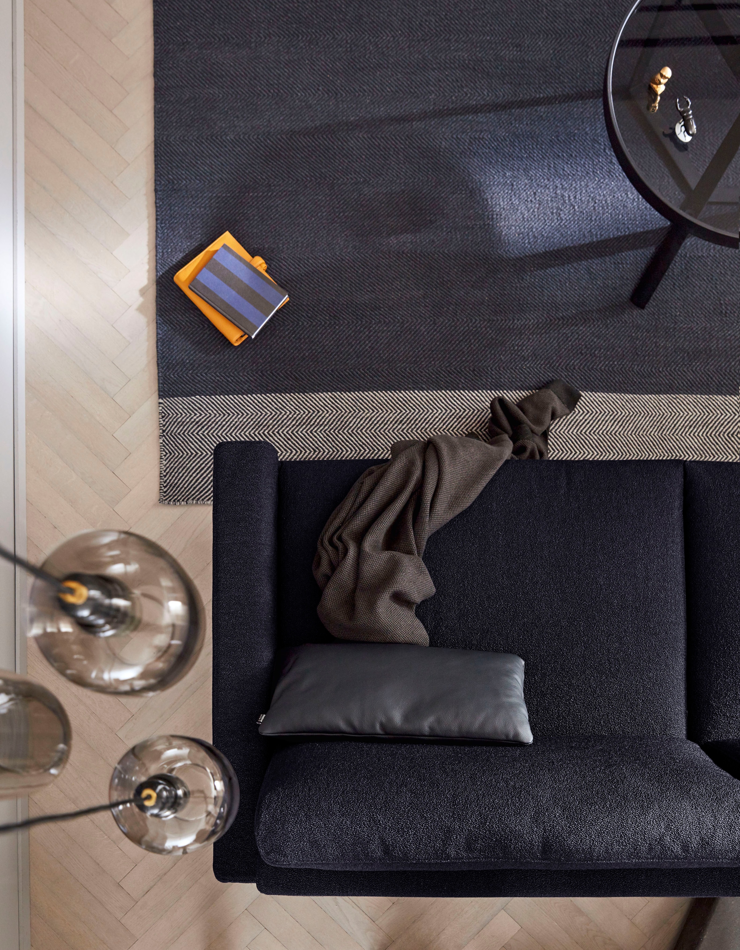 Creation BY ROLF BENZ 3-Sitzer »CR.450, Designsofa, Loungesofa« Armlehne niedrig, Fuß chromfarben glänzend, Breite 204 cm