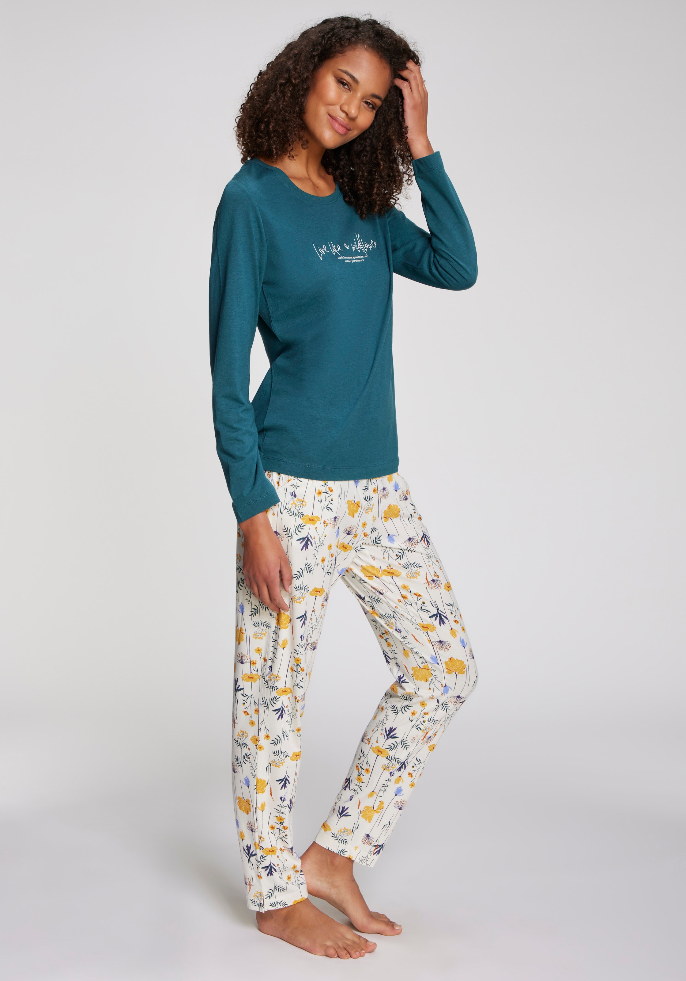 Vivance Dreams Pyjama, (2 tlg.), Mit schönem Muster