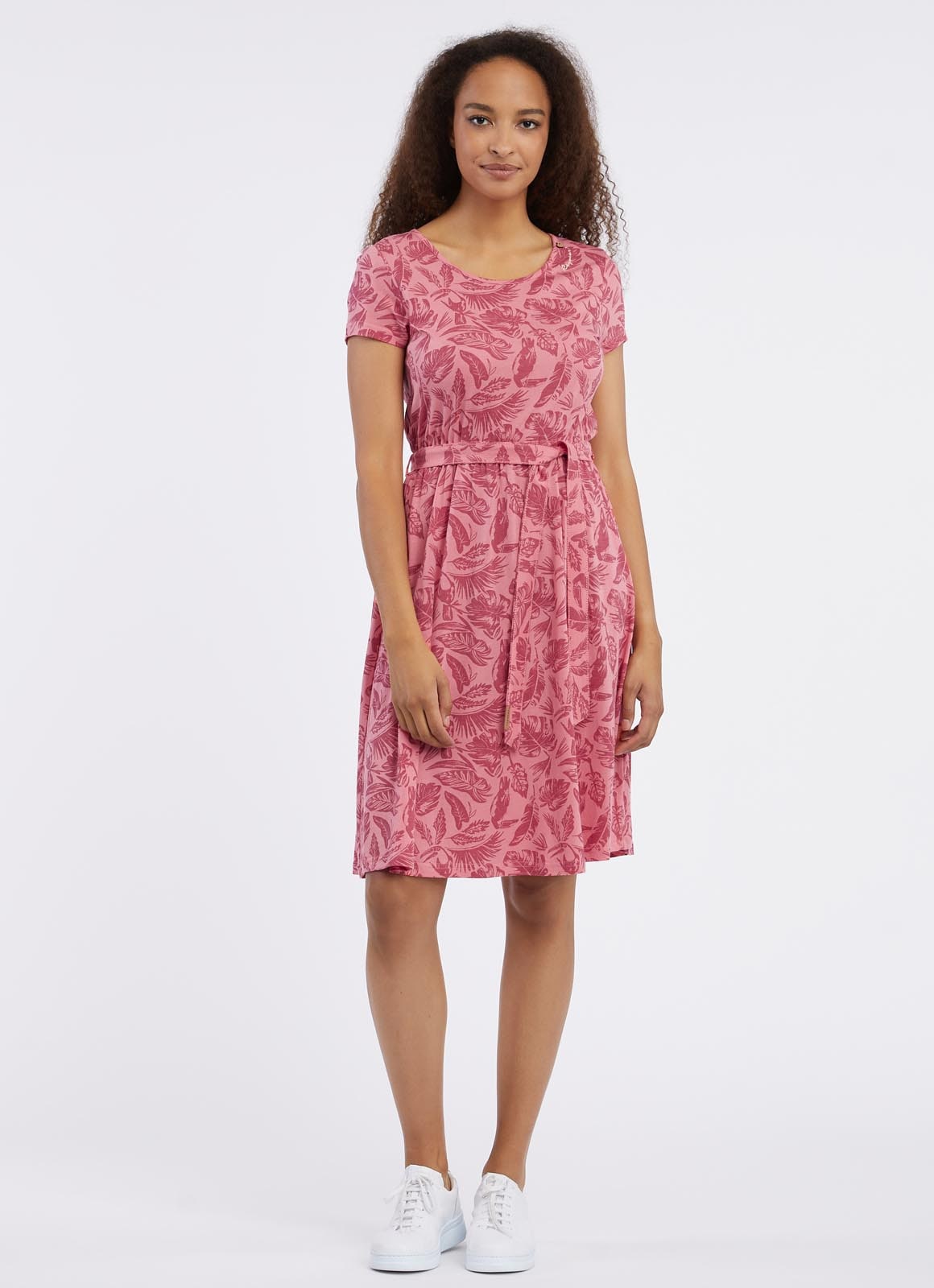 Ragwear Minikleid »OLINA DRESS ORG«, mit Taillen Bindegürtel und floralem Alloverdruck
