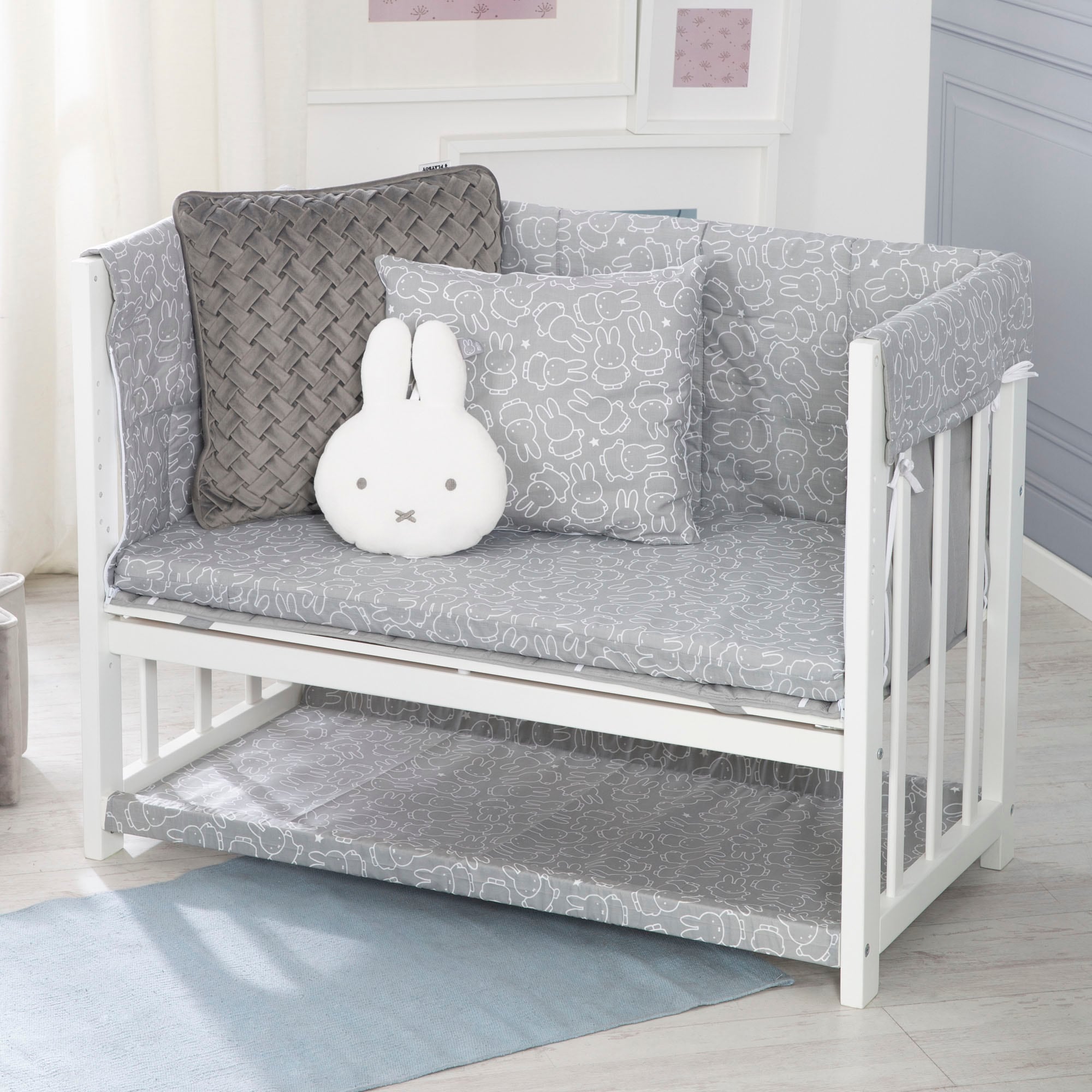 roba® Stubenbett »3in1, Miffy, weiß«, zu Elternbett oder Bank umbaubar, Lie günstig online kaufen