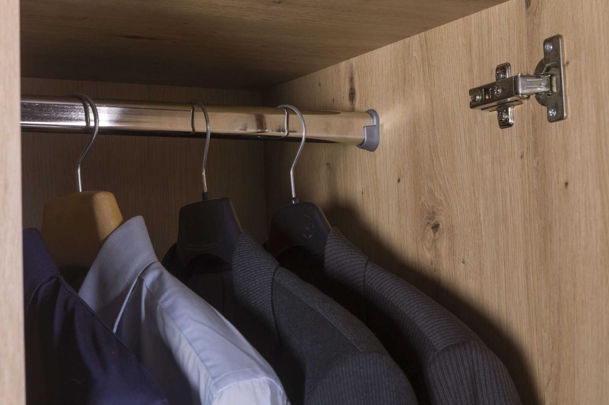 Composad Garderobenschrank »Espresso,Kleiderschrank, Raumsparschrank, Multifunktionsschrank«, (1 St.), mit 3 Türen und 2 Schubladen