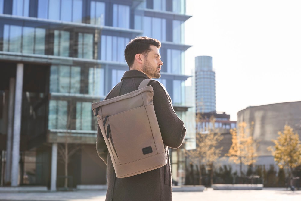 Rieker Cityrucksack, Freizeitrucksack, Businessrucksack mit breiten Schulterriemen