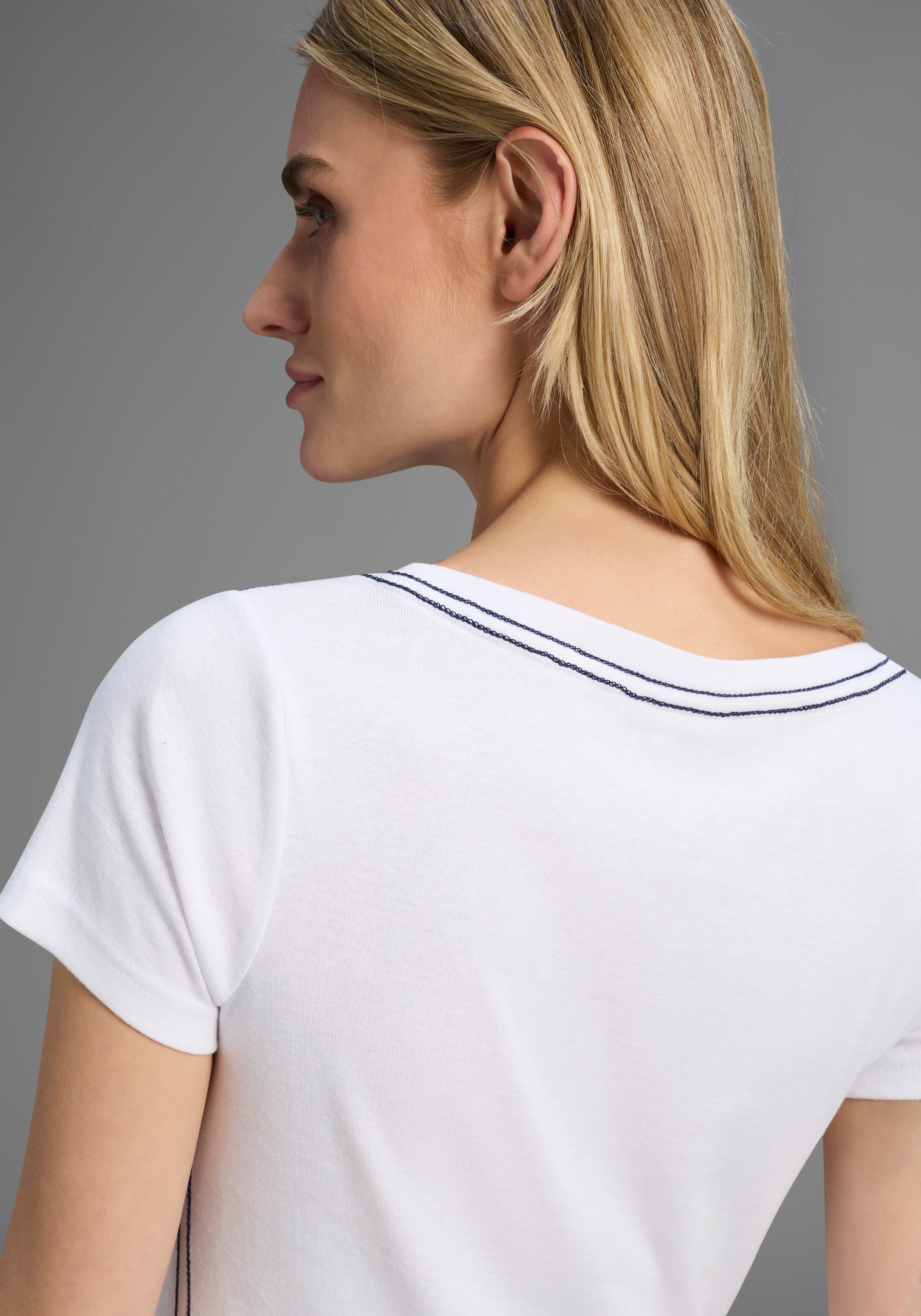 KangaROOS T-Shirt Kurzarm,  sehr figurbetonte Passform