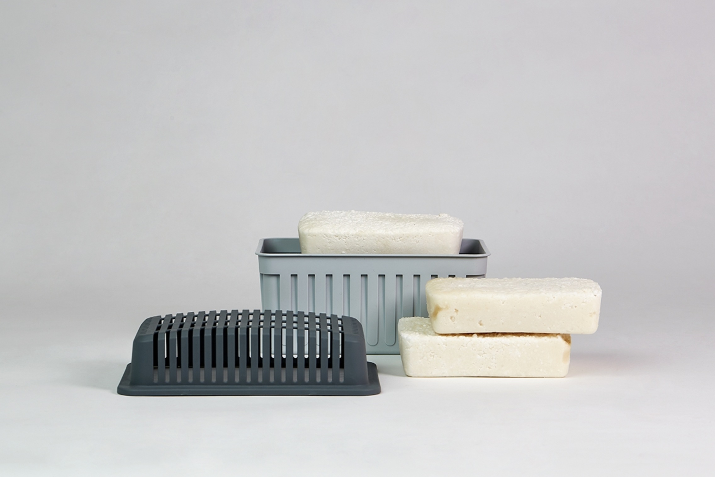 WENKO Luftentfeuchter »1+3 Nachfüllpack« für 80 m³ Räume für Räume bis 80 m³, entfeuchtet geräuschlos und ohne Strom