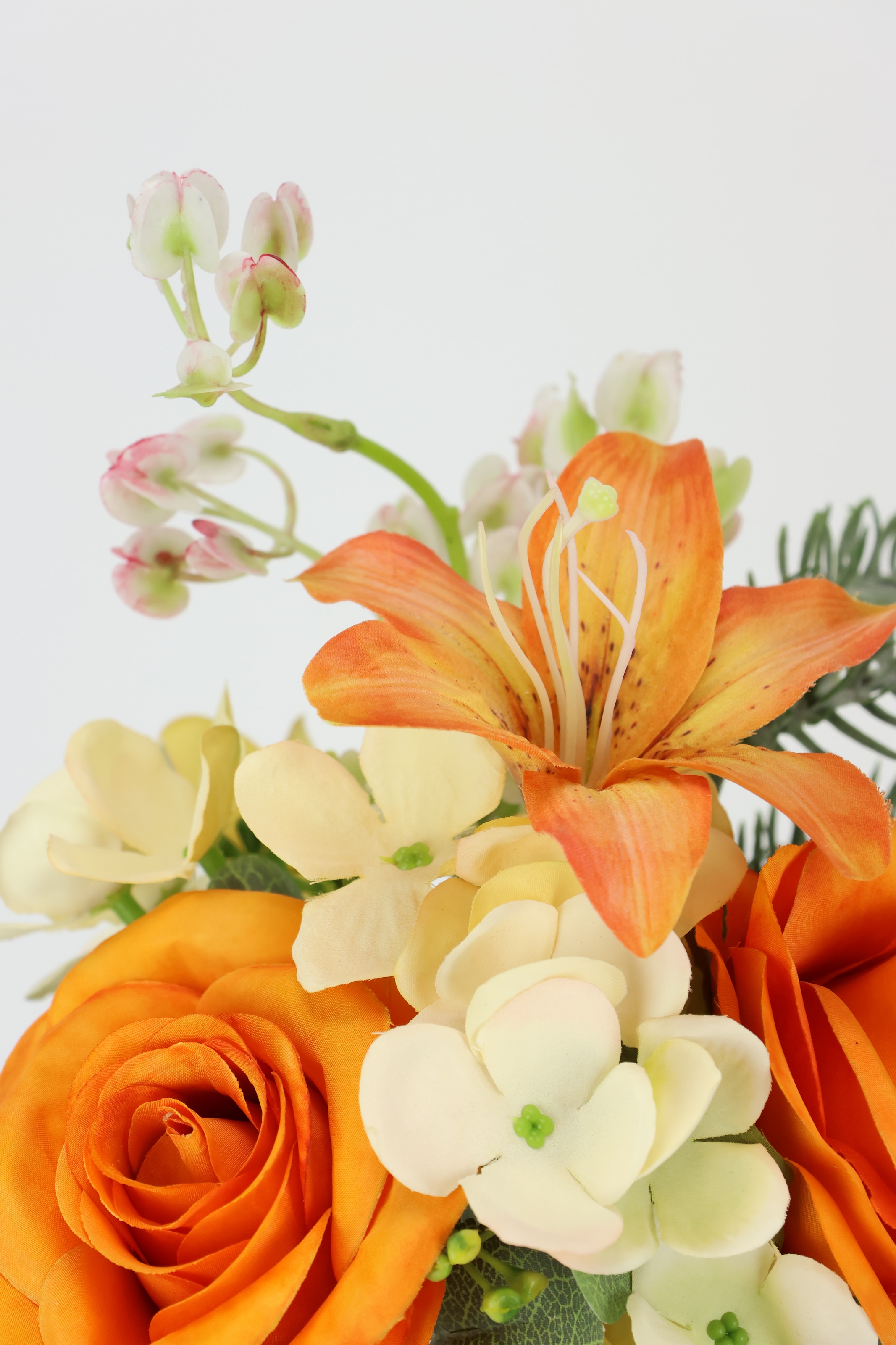 I.GE.A. Kunstblume »Kunstblumen-Strauß Rosen Lilien Hortensie«, Blumenstrauß Bouquet Blume Grabschmuck Aufleger Grabdeko