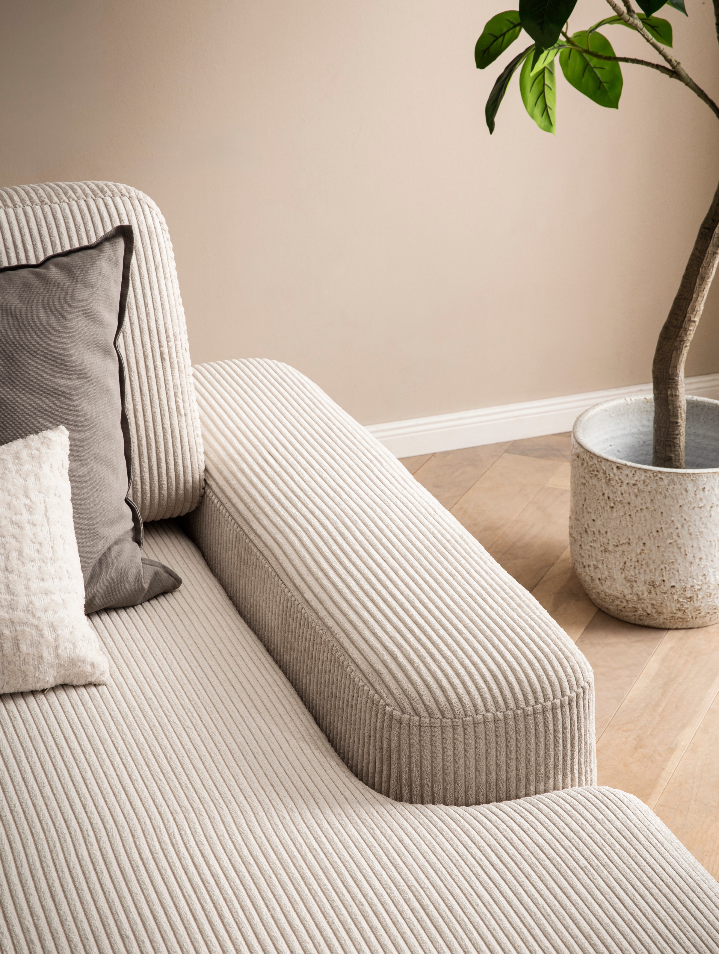 INOSIGN Ecksofa »TORGE (264cm), Schlafsofa in Cord, Samtvelours o Struktur fein, L-Form«, Schlaffunktion, Bettkasten, Liegefläche: 125/210 cm