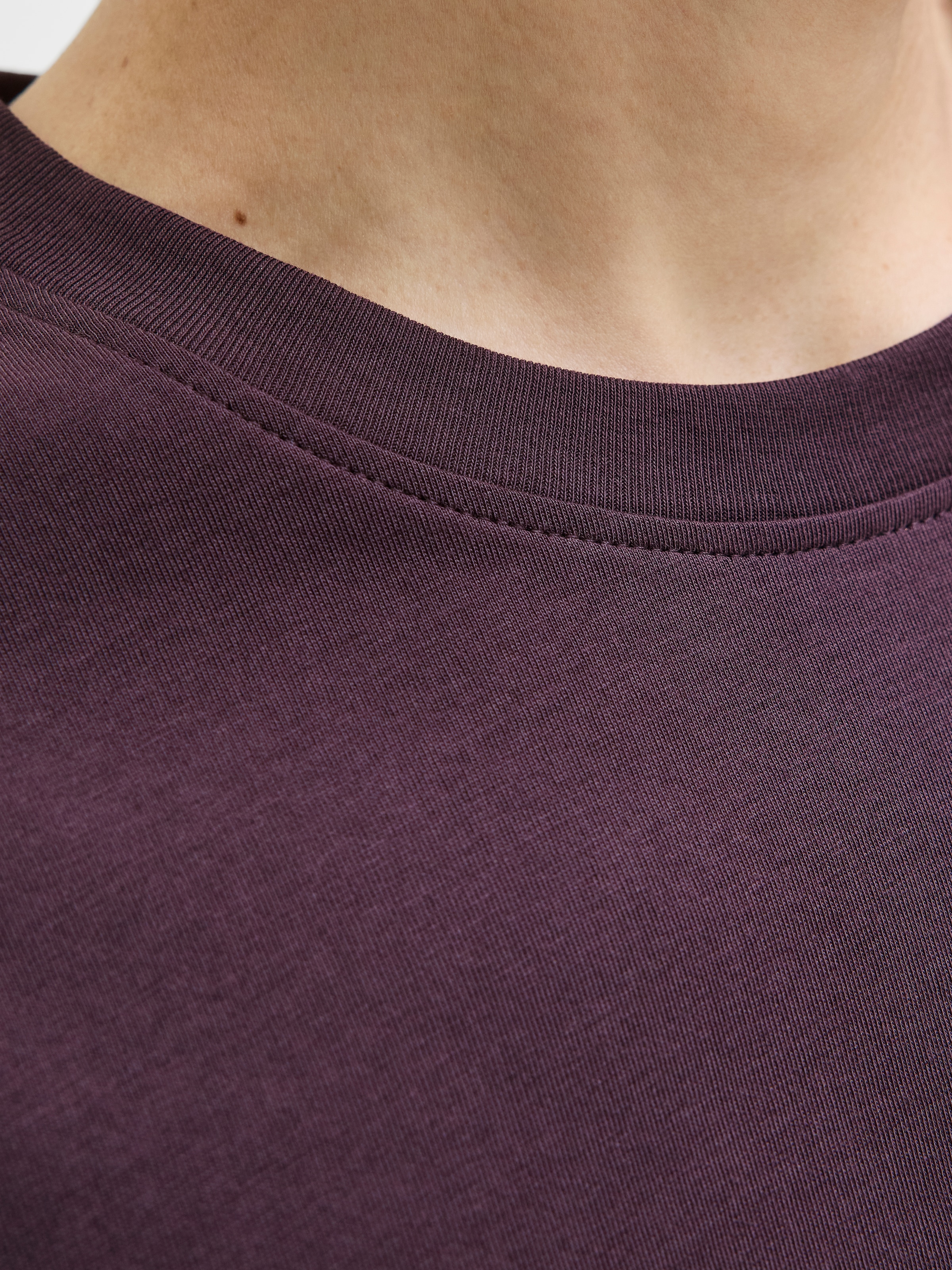 Jack & Jones Rundhalsshirt »JJESTAR JJ TEE SS NOOS«, mit Logo Schriftzug