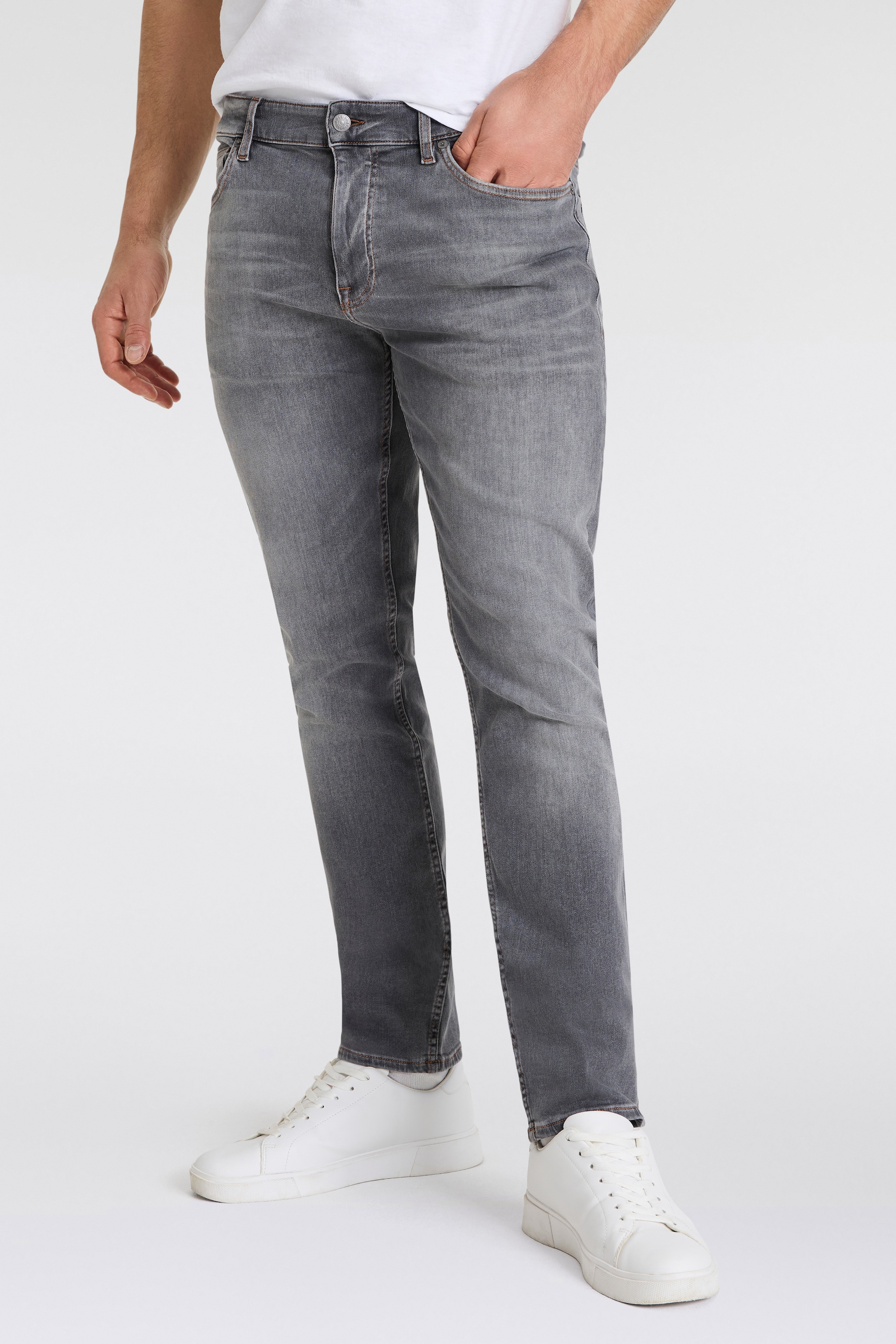 BOSS ORANGE Slim-fit-Jeans »DELAWARE BO«, mit BOSS Leder-Badge