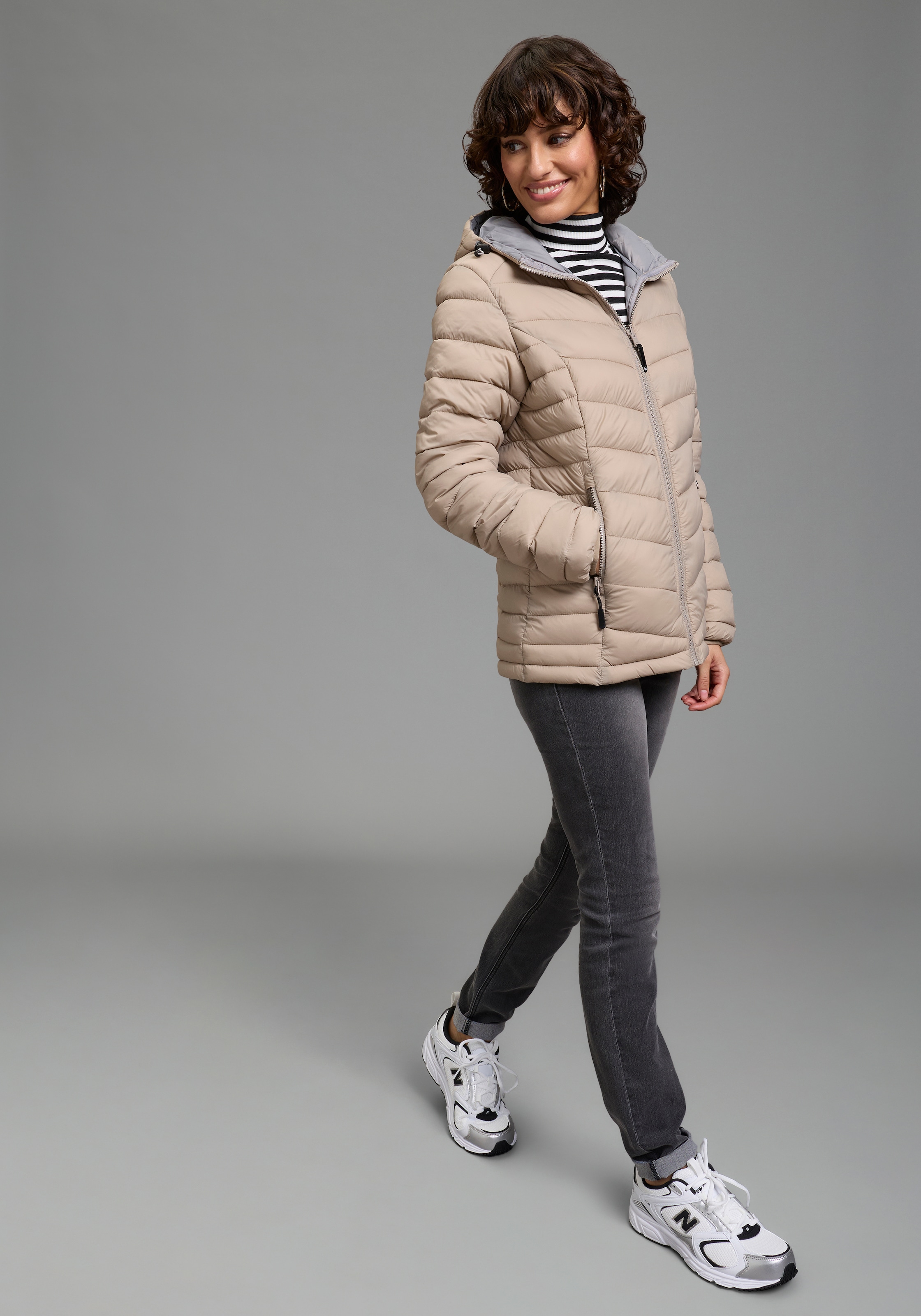 Polarino Steppjacke mit Kapuze Übergangsjacke für kühle Tage,  aus leichtem Webmaterial